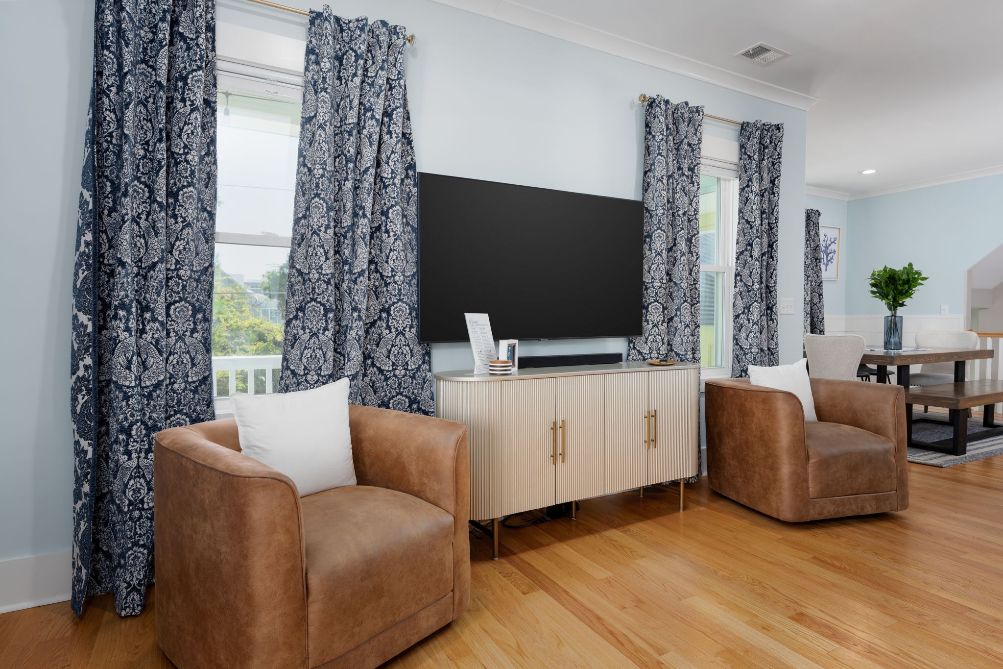 Plenty of comfortable seating for your whole group, with a large TV for movie nights and downtime.