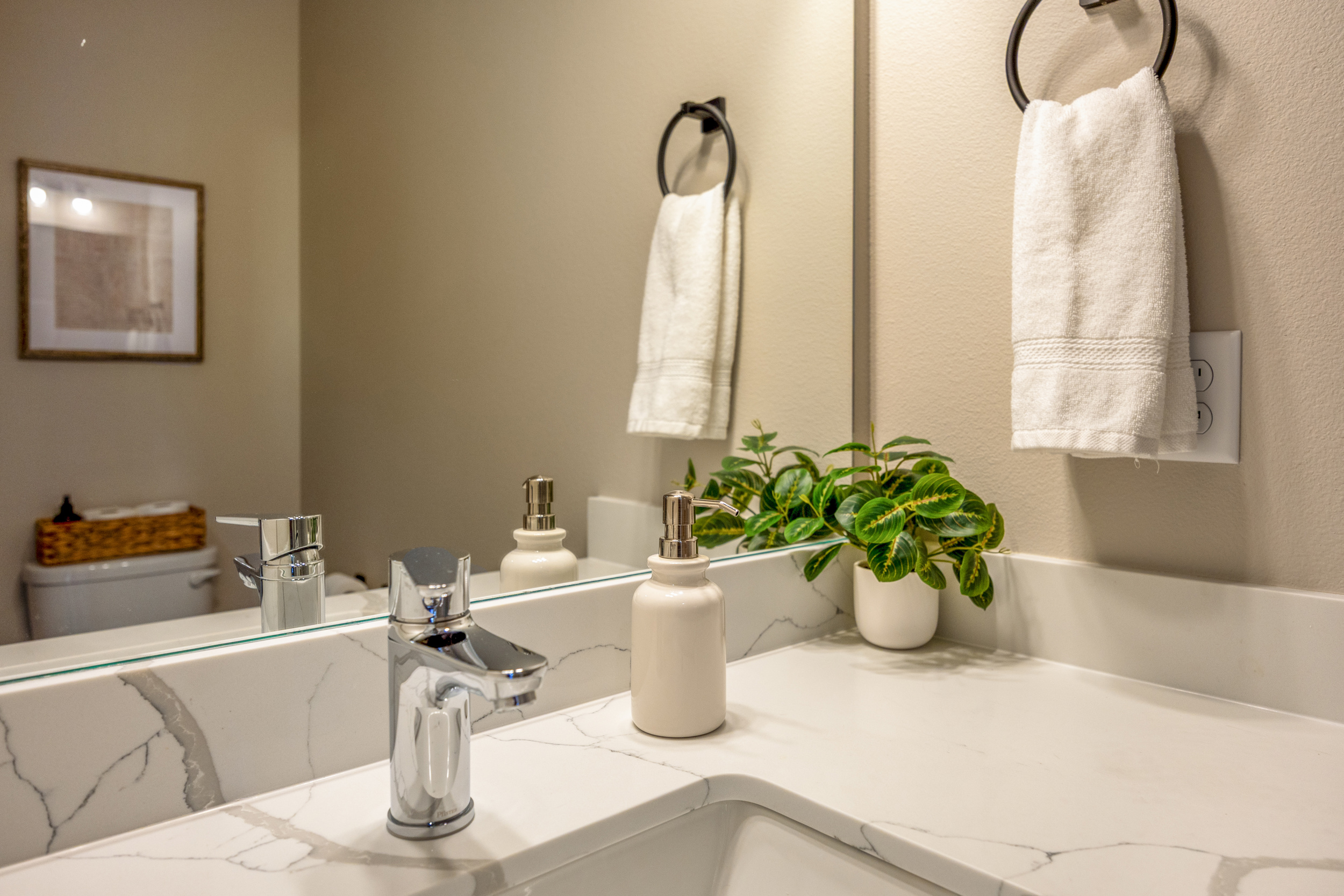 Downstairs half-bathroom