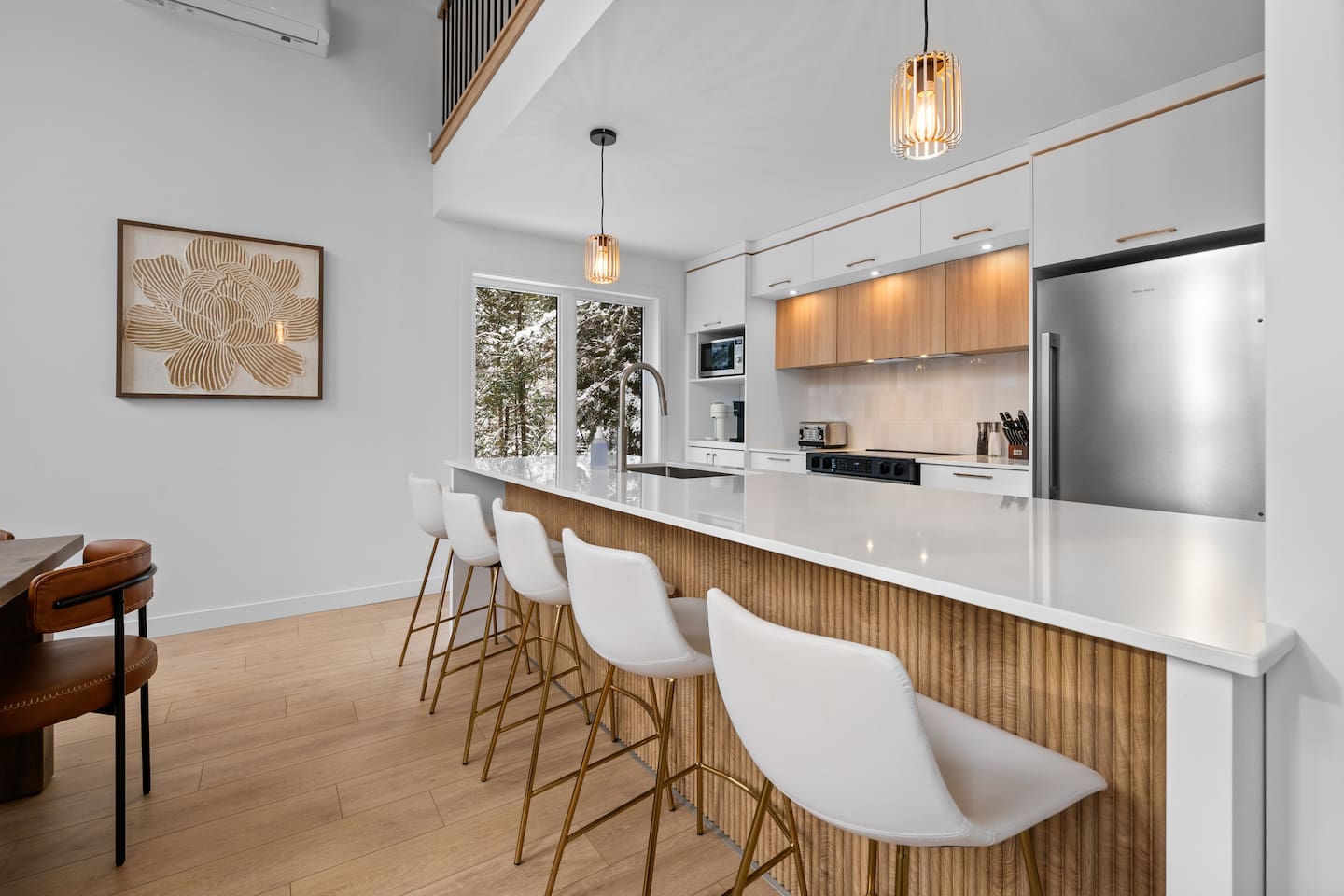 A neat kitchenette for a comfortable stay.