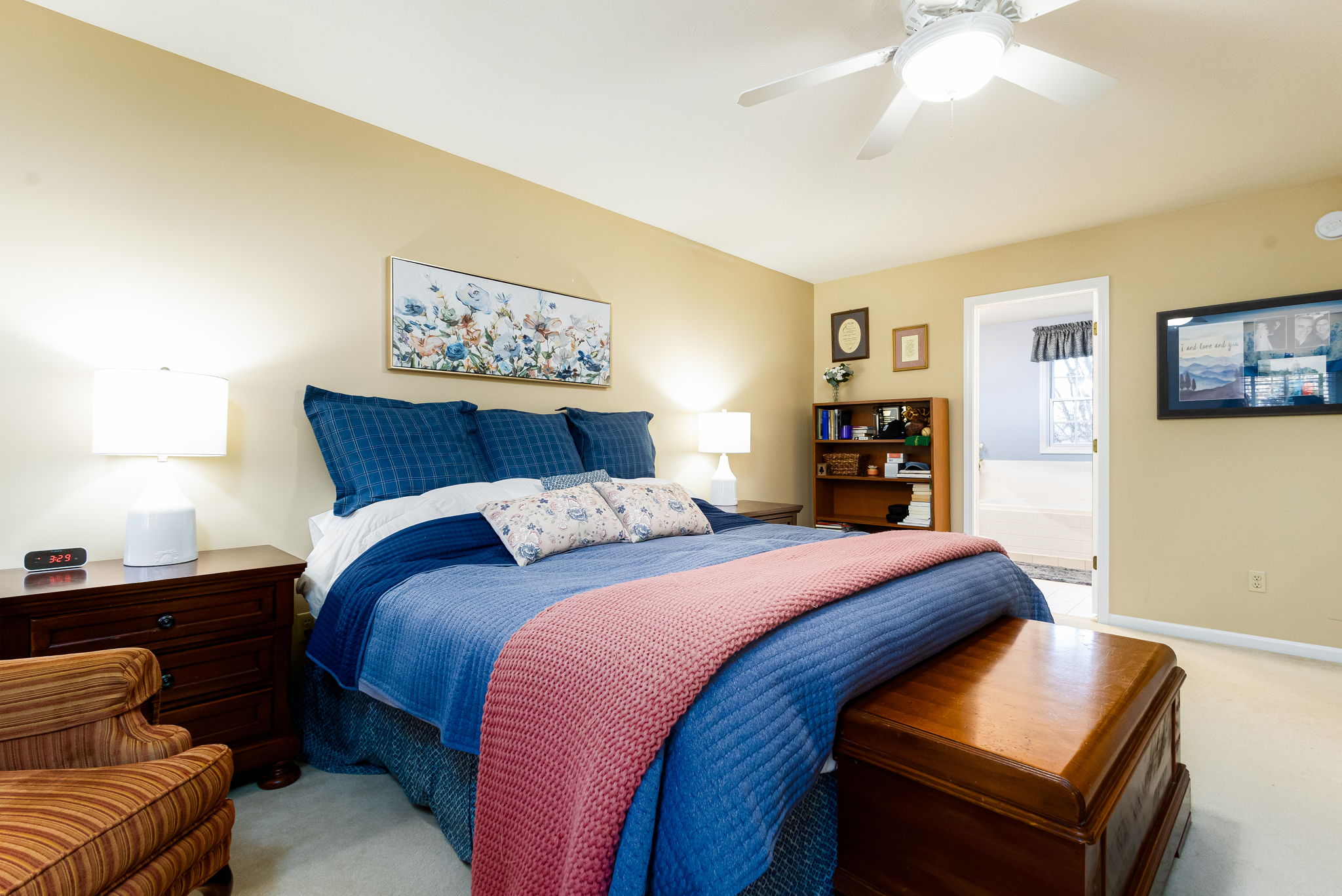 Master Bedroom - King Bed