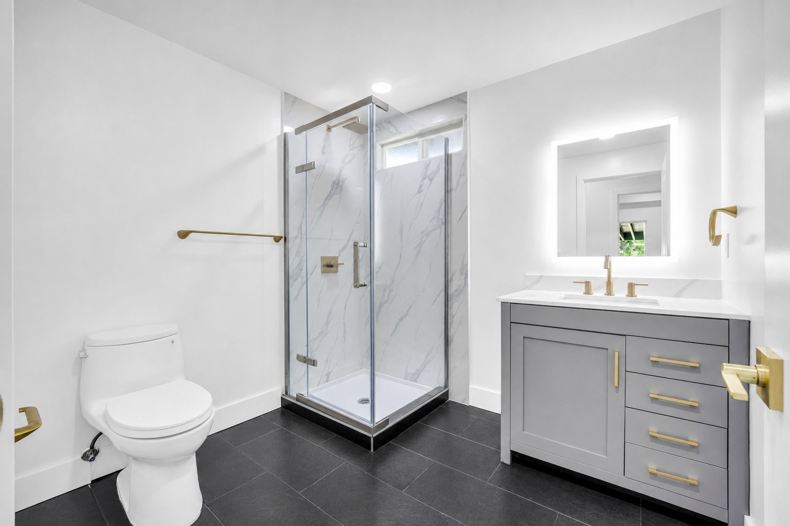full bathroom, Interior decor and finishes may vary between villasfull bathroom, Interior decor and finishes may vary after remodel