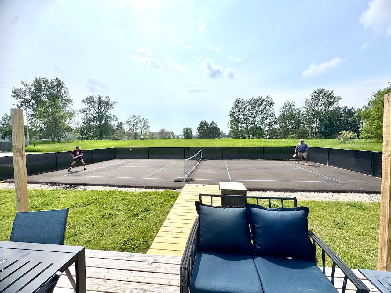 Brand new pickleball court on-site with viewing area!