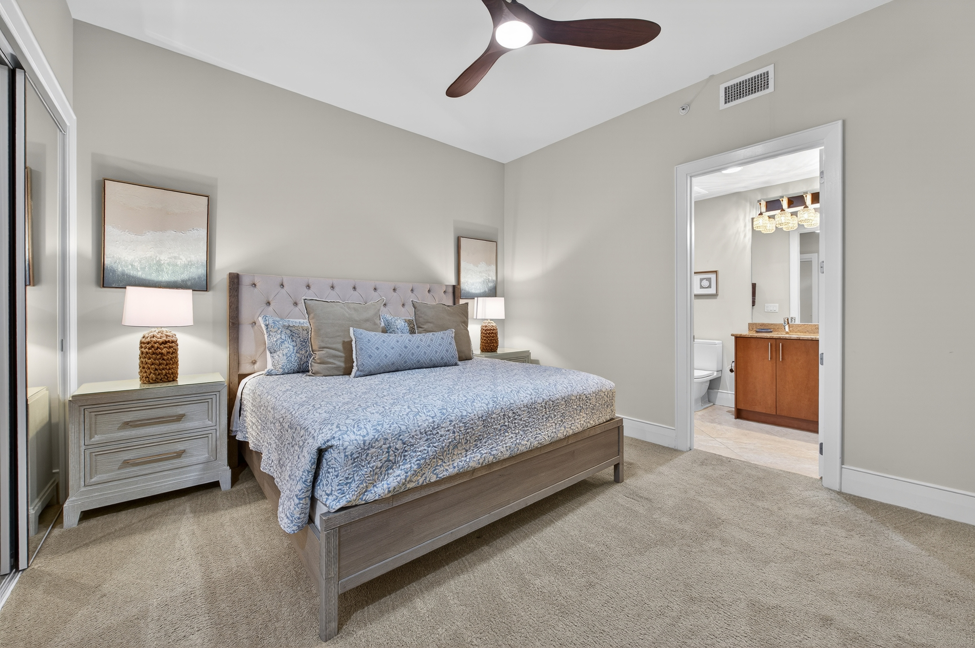 Second King Bedroom with twin day bed