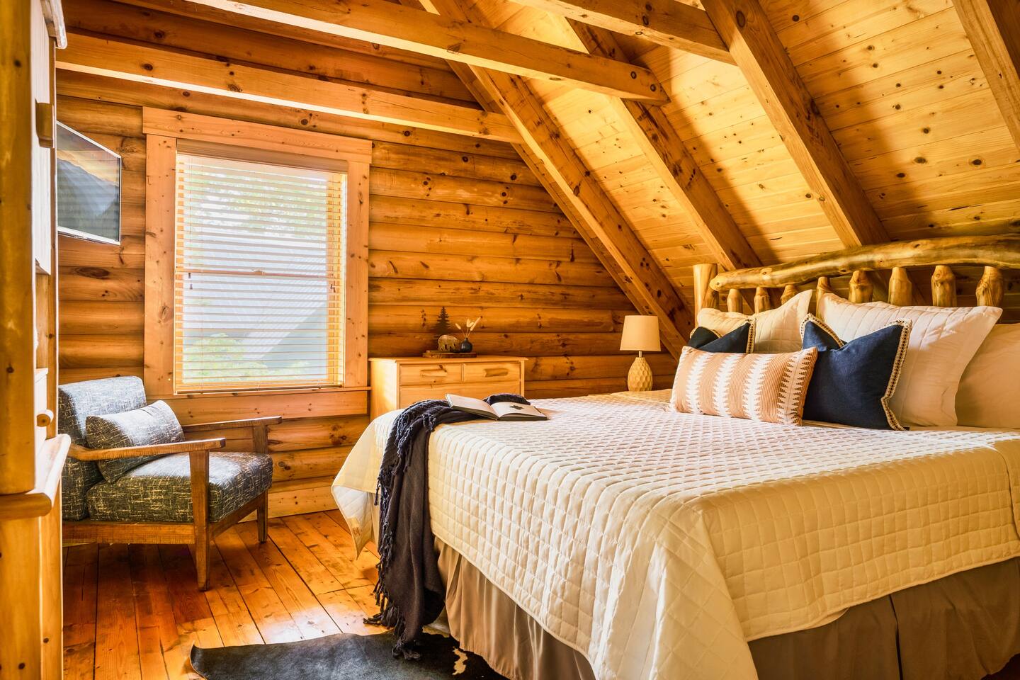 Upstairs bedroom with King bed and ensuite bathroom.