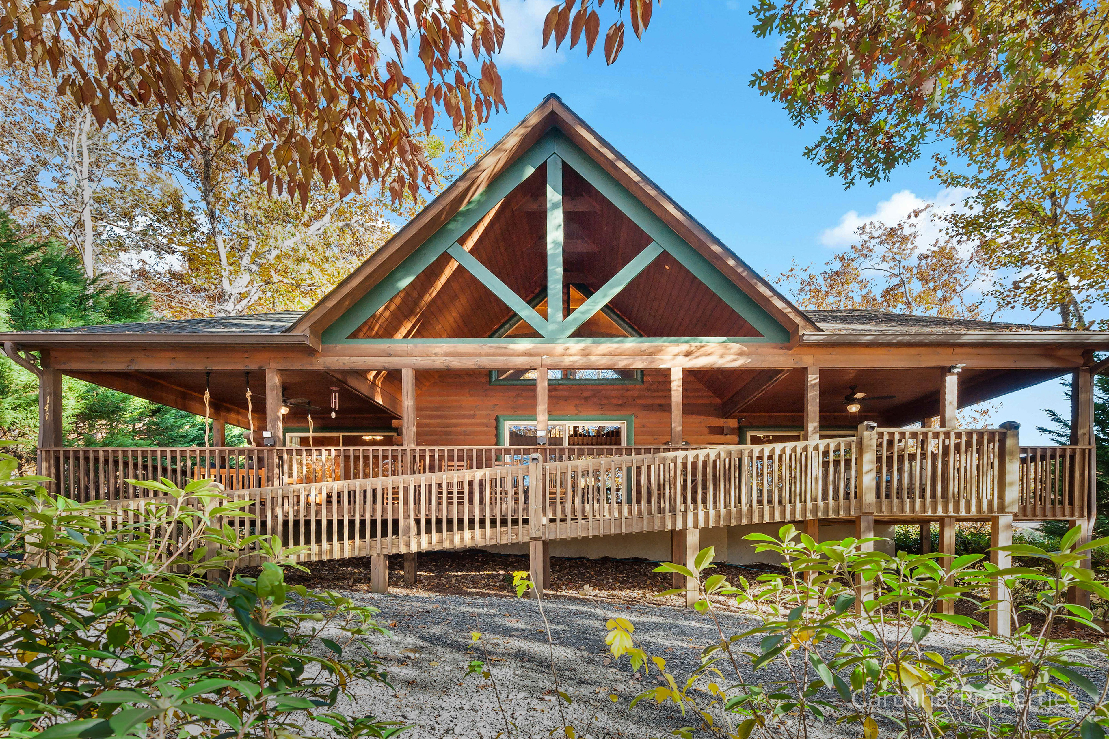 The Bears Den — Lake Lure, NC — vacation rental