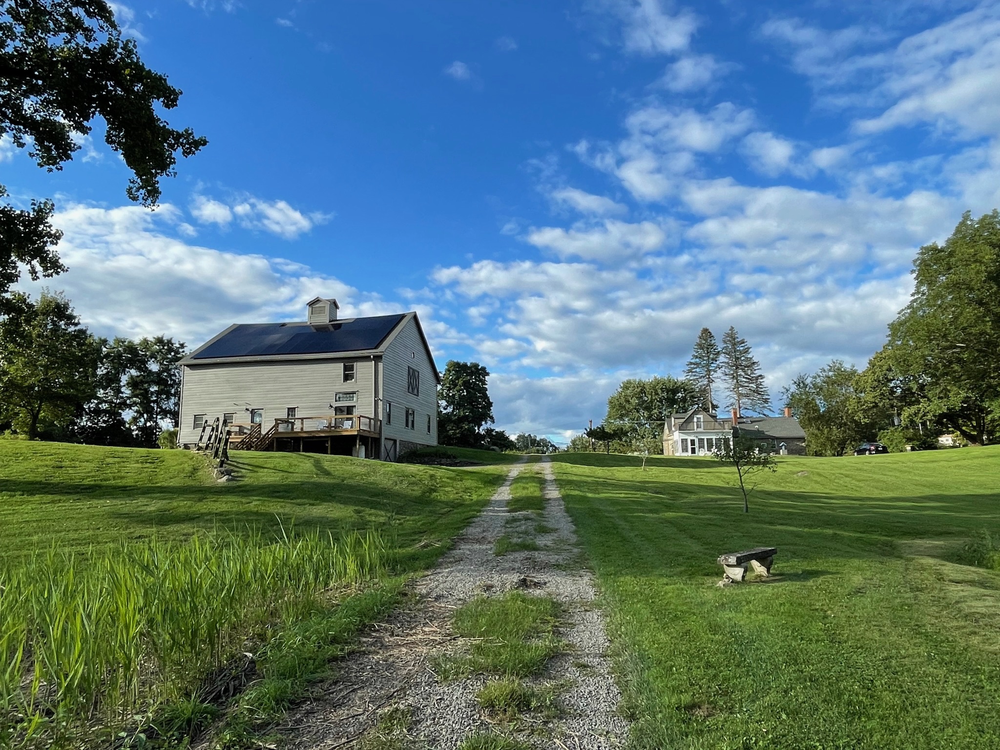 One bedroom apartment on 3 acres 