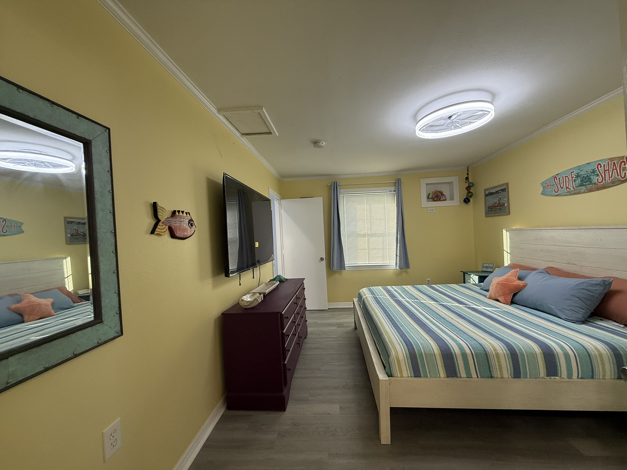 King Size Bed in Bedroom #2