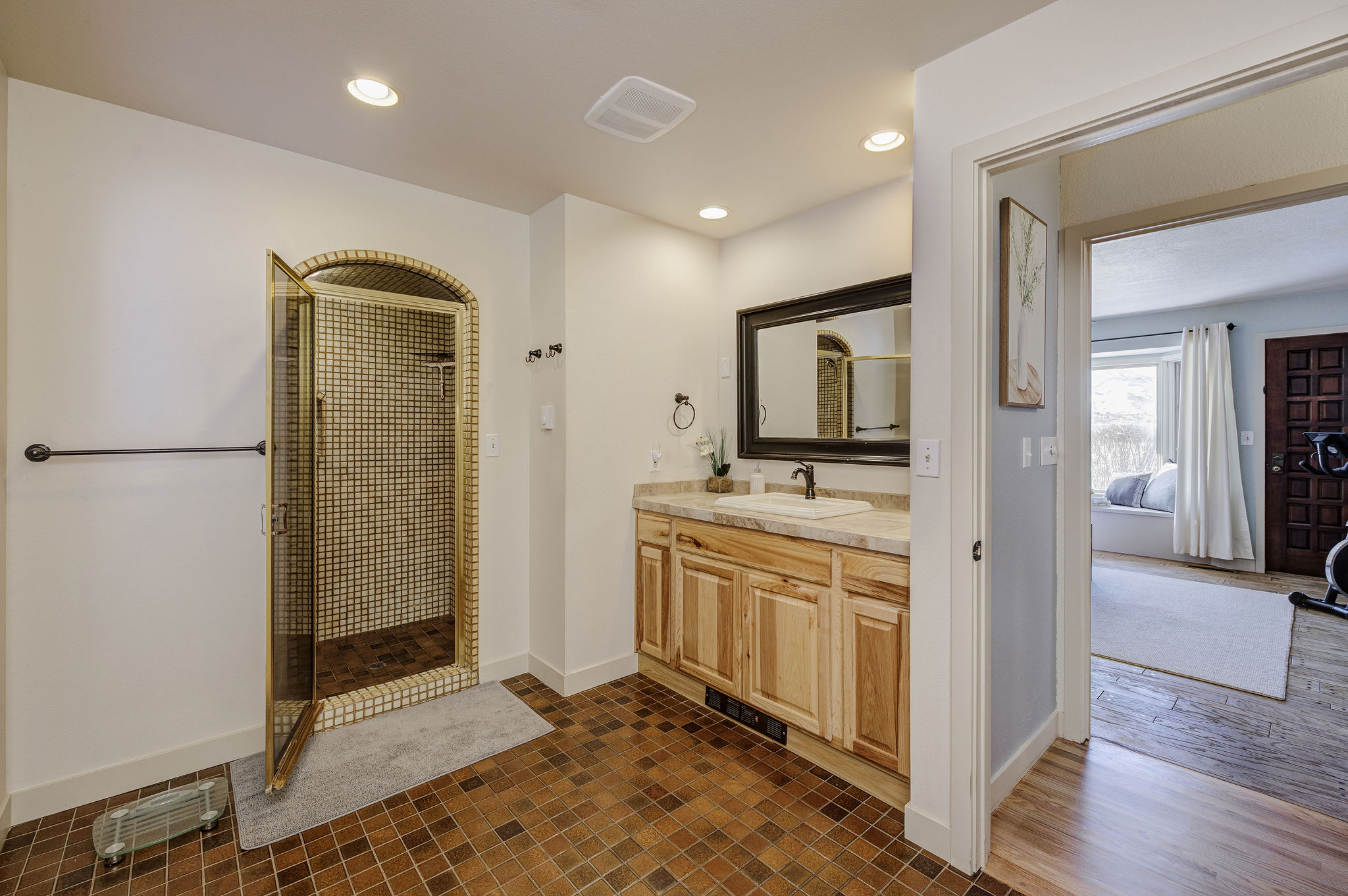 Large walk in shower