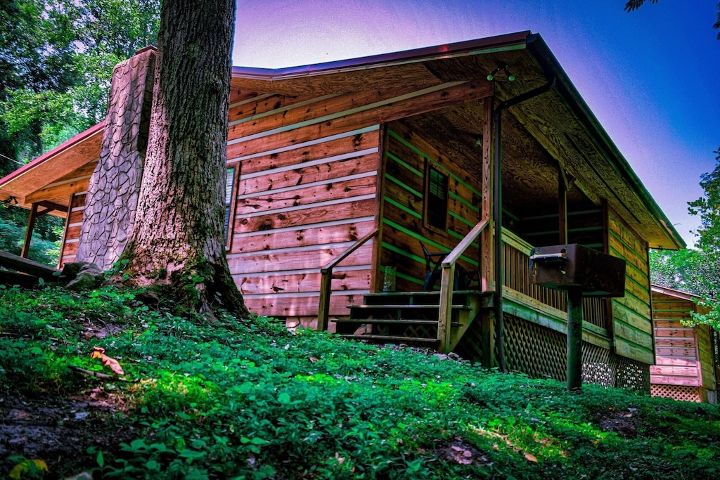 Dove 257 Smoky Mountains Vacation Cabins