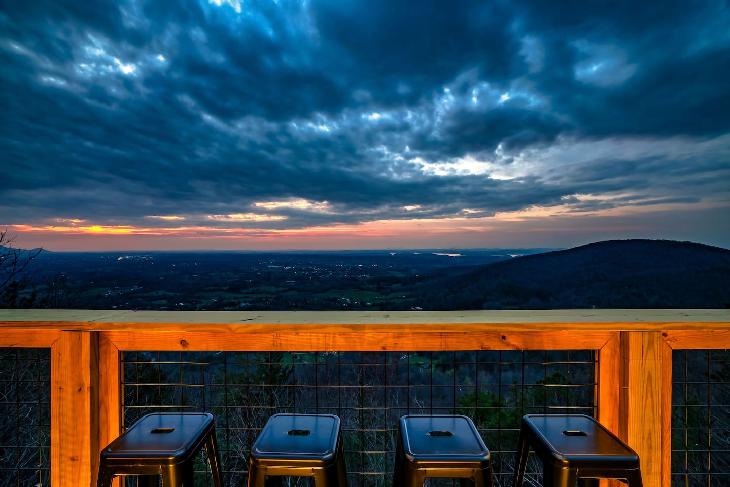When was the last time you enjoy your morning coffee or evening drinks with stunning mountain views and sunset?