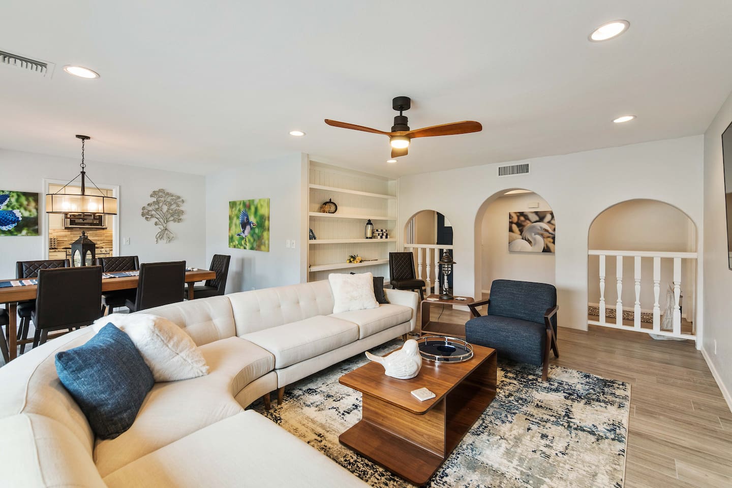 Comfortable living room with plenty of space