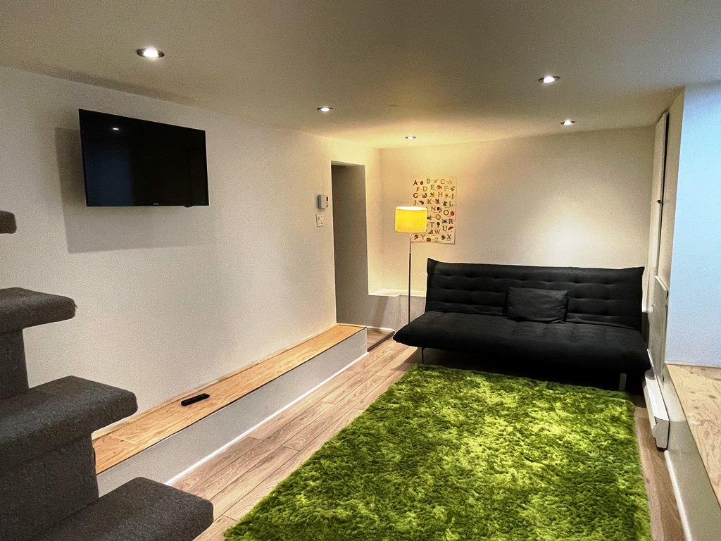 119 Beautiful 1 Bedroom Apt near Metro Appartements meublés à