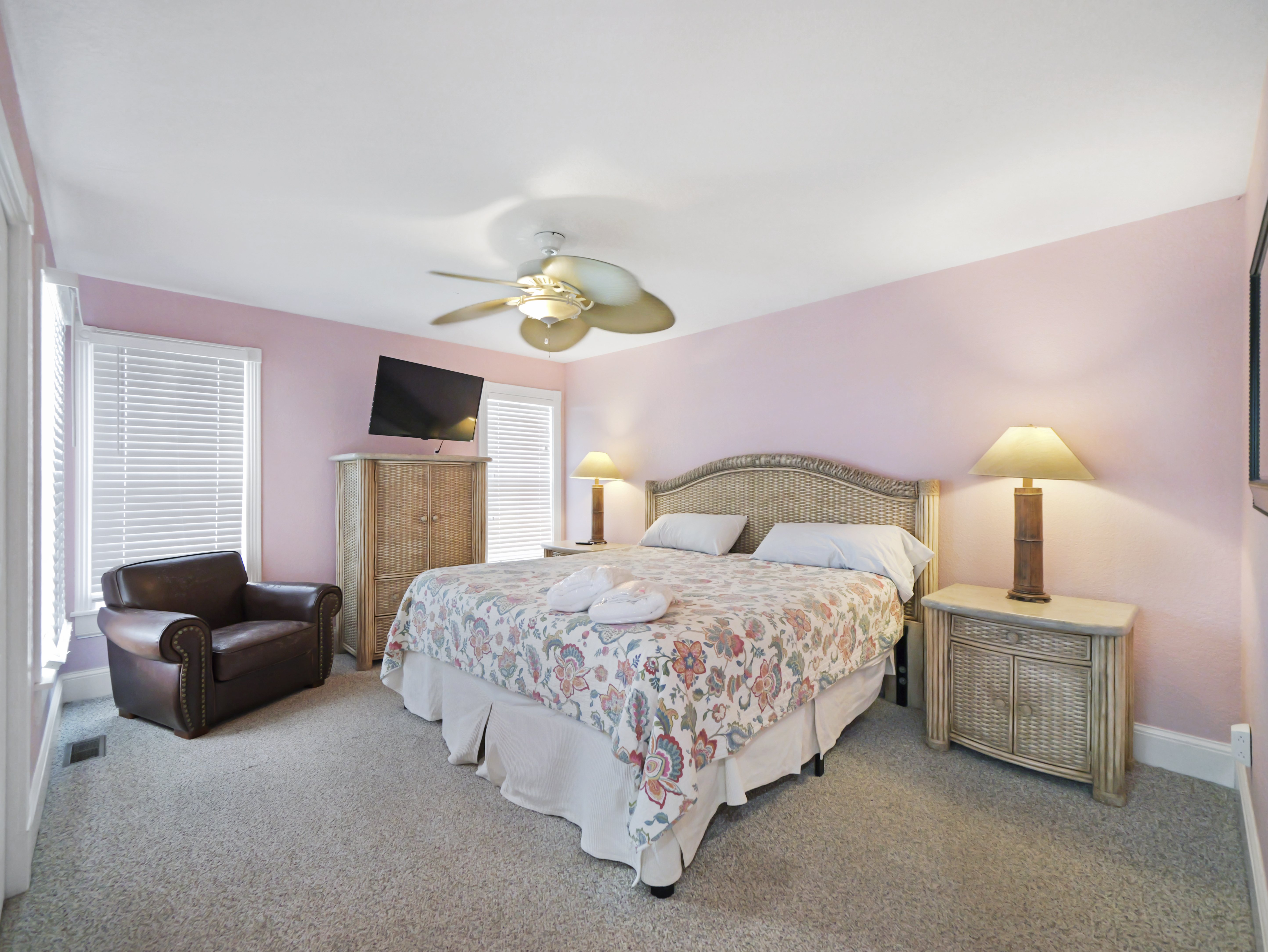 The Hemingway — King Master Suite (3)