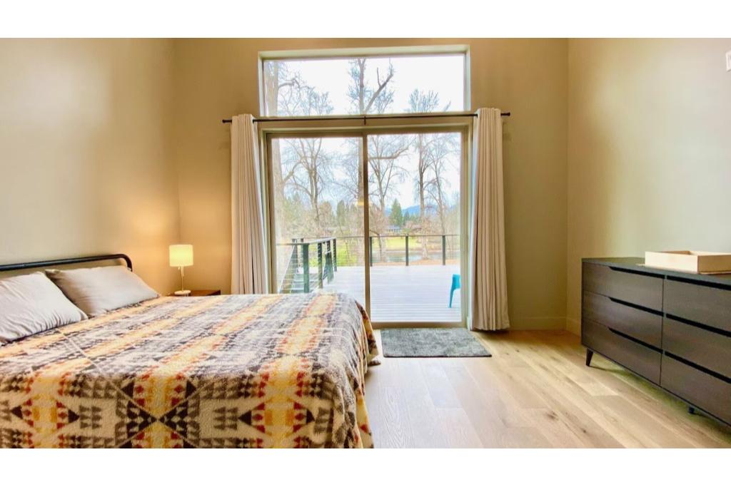 grants pass vacation home