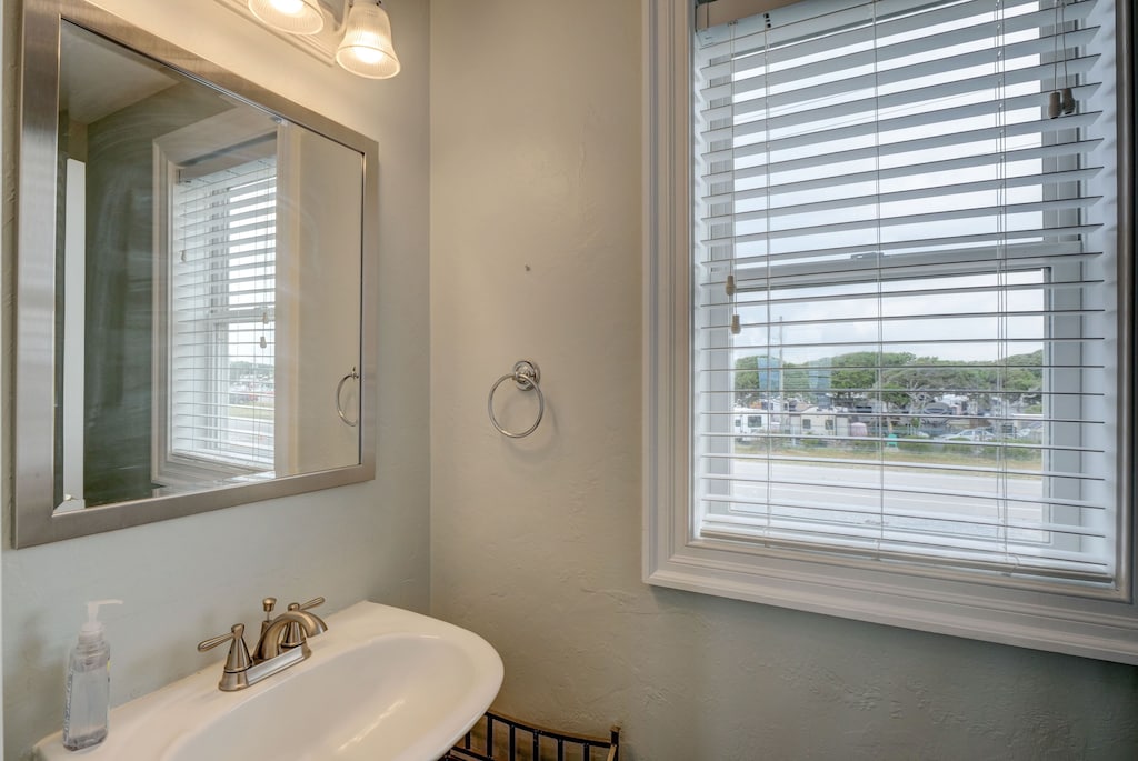 Stars - main floor powder room