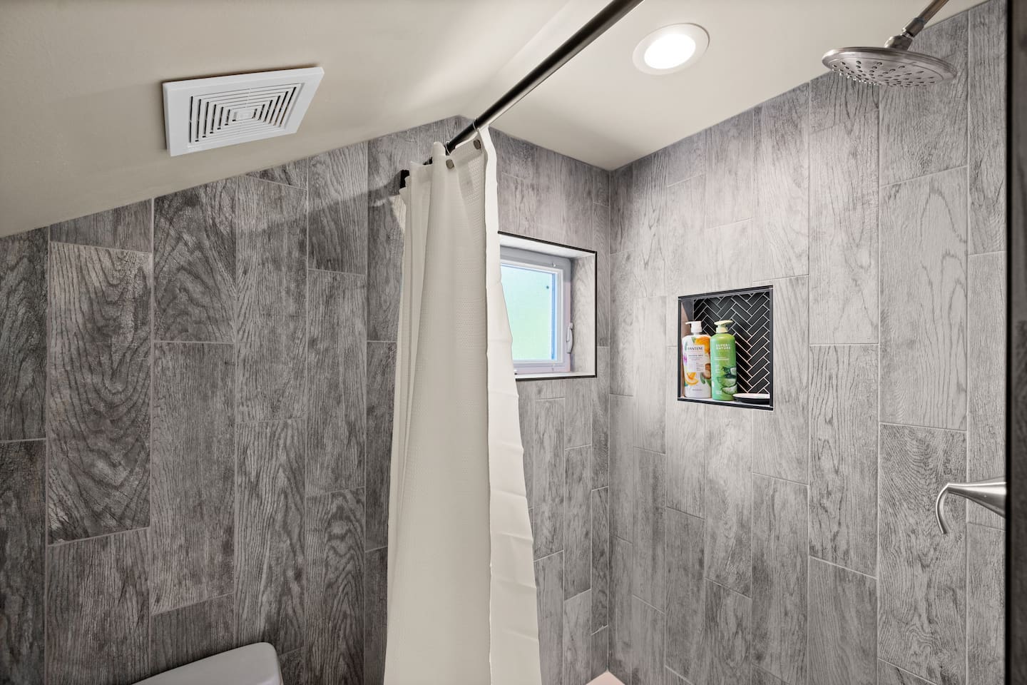 Ensuite shower