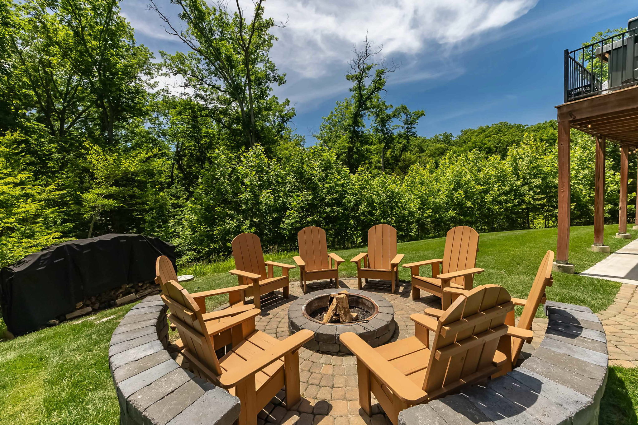 Gather for s'mores and unforgettable evenings around the fire.