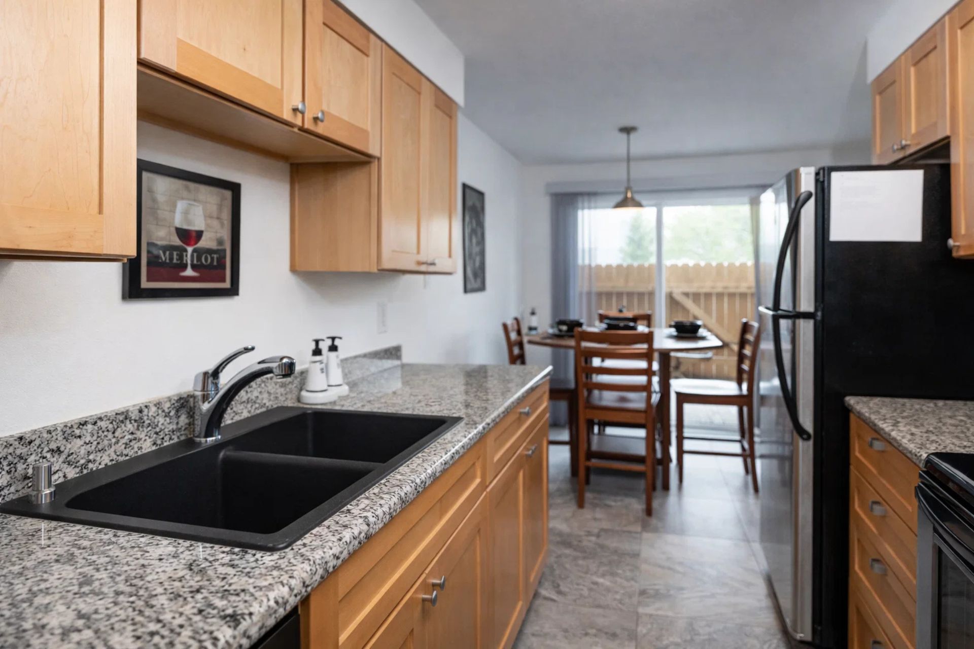 Seaside Beachfront: Stroll the endless sands and soak in breathtaking coastal views!