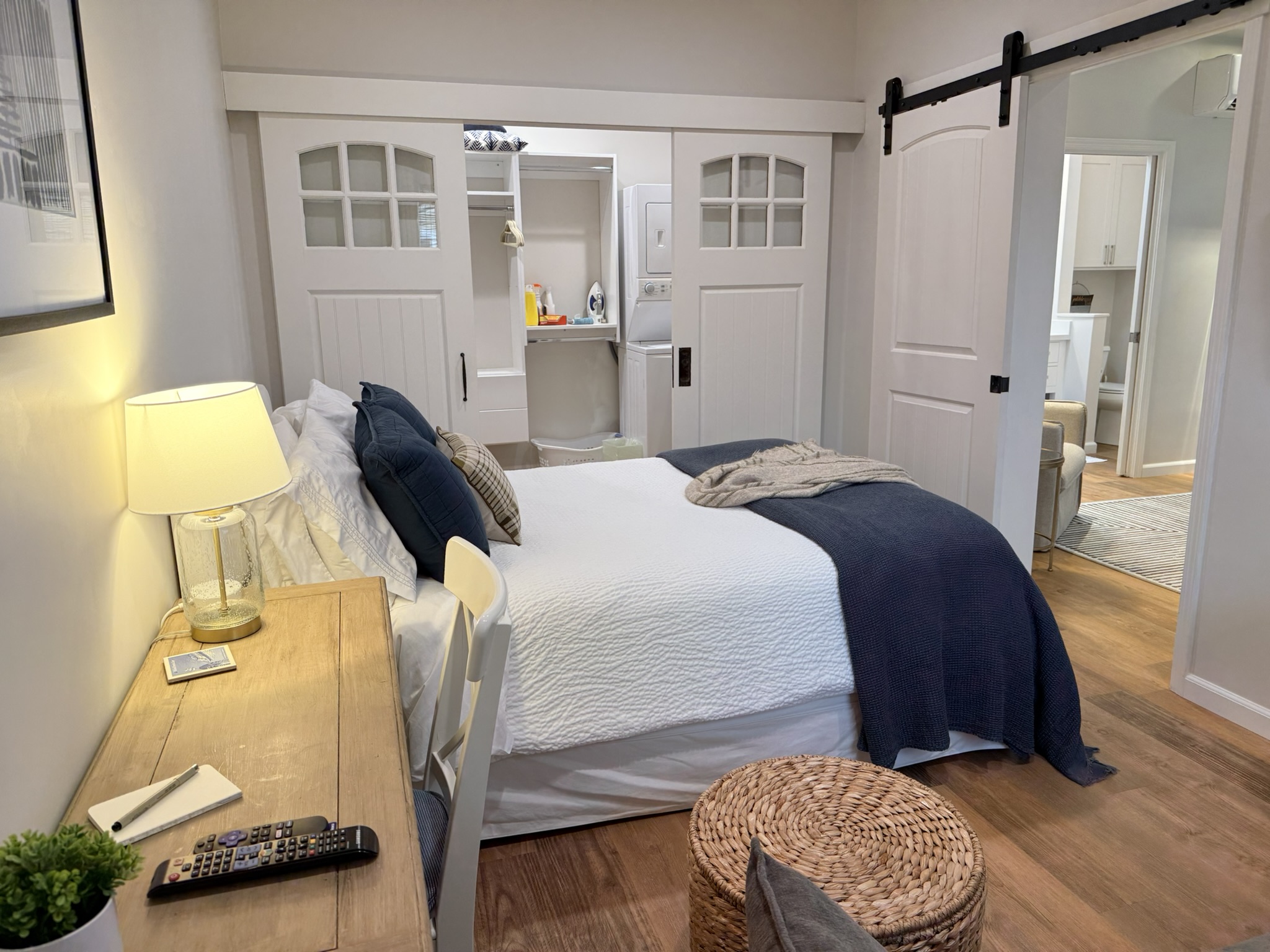 Queen Bed, Sleeper Sofa & Desk