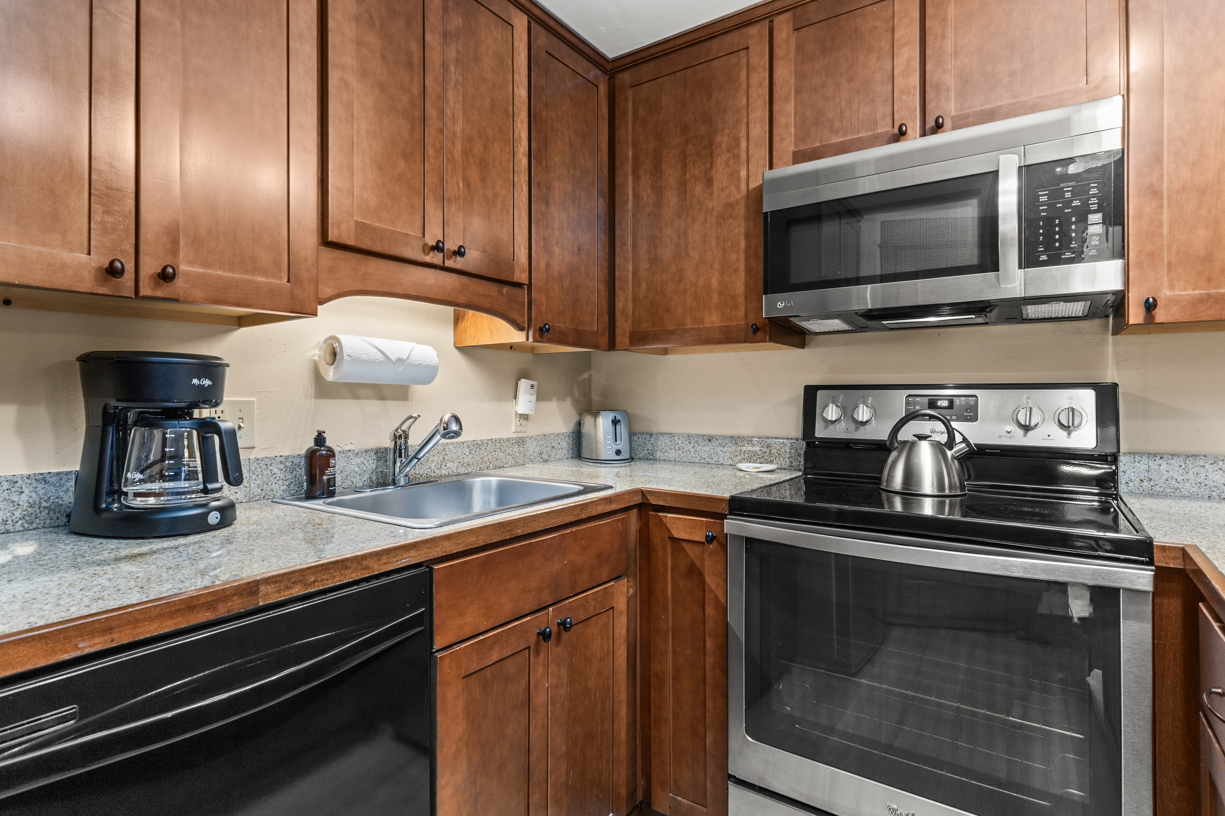 Drip Coffee Maker | Microwave