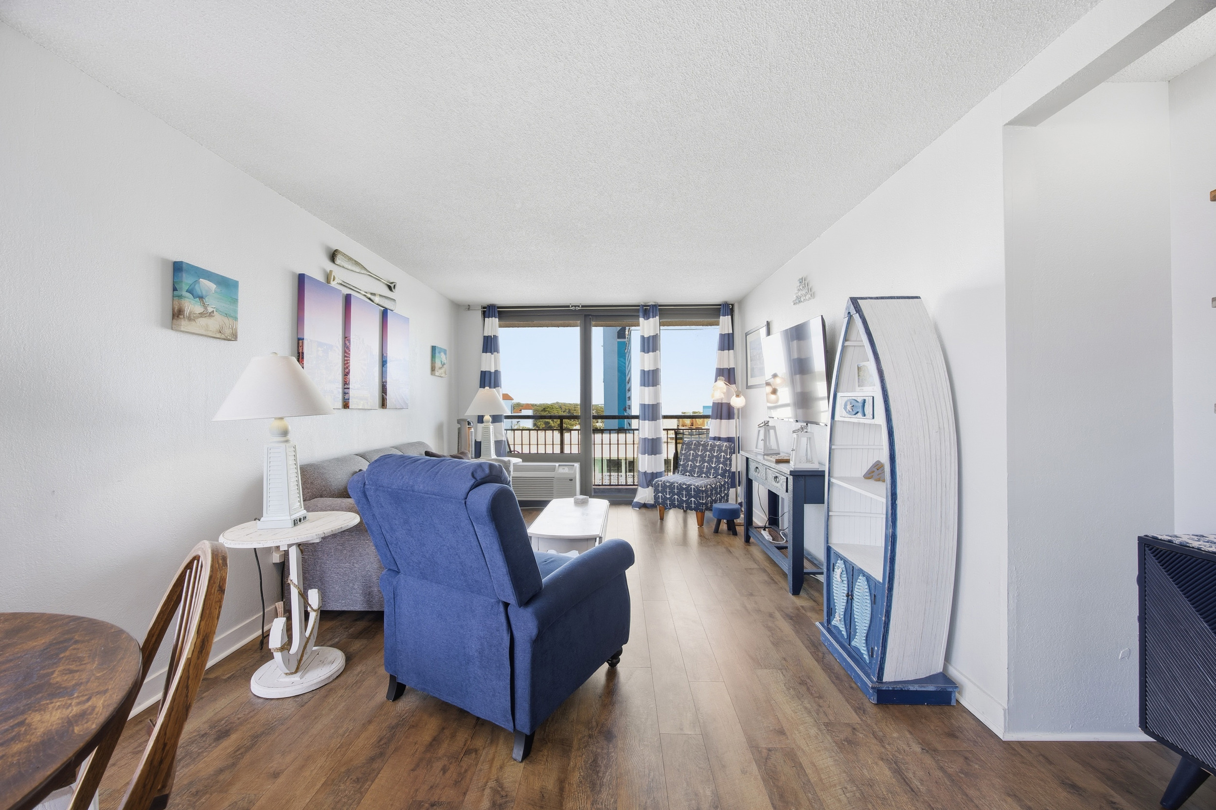 Pullout sofa in the living area with beautiful decor