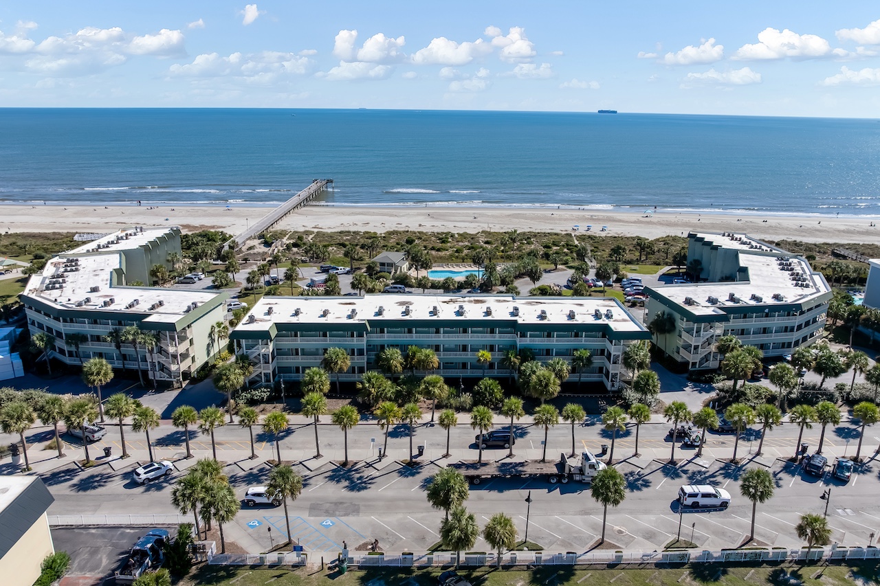Oceanfront condos | Susu's Sea Cabin | 238C 1300 Ocean Blvd | Isle of Palms, SC | IOP Escapes