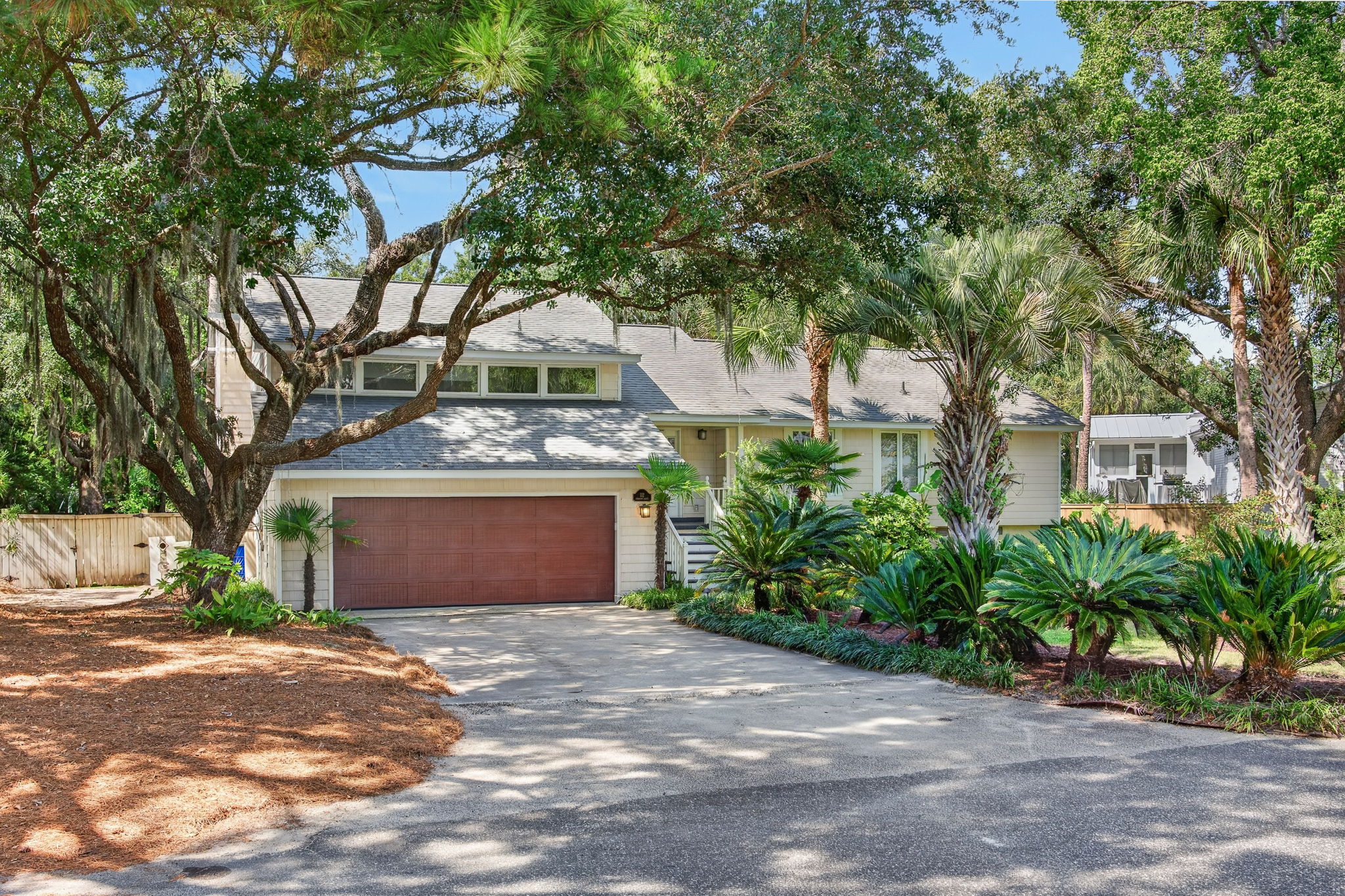 Driveway | IOP Poolside Paradise | 112 Sparrow Drive | Isle of Palms, SC | IOP Escapes