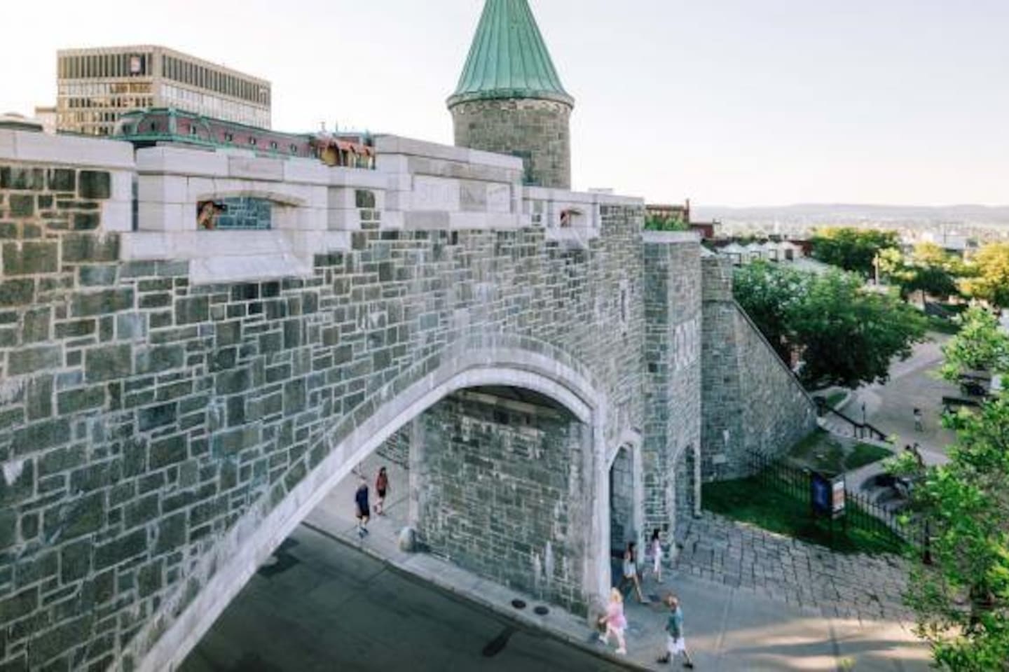 Les portes du Vieux-Québec, que c'est beau !