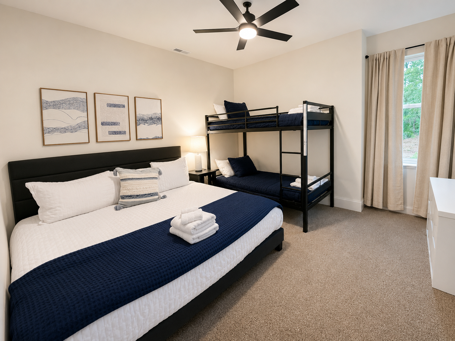 king plus twin bunks middle floor