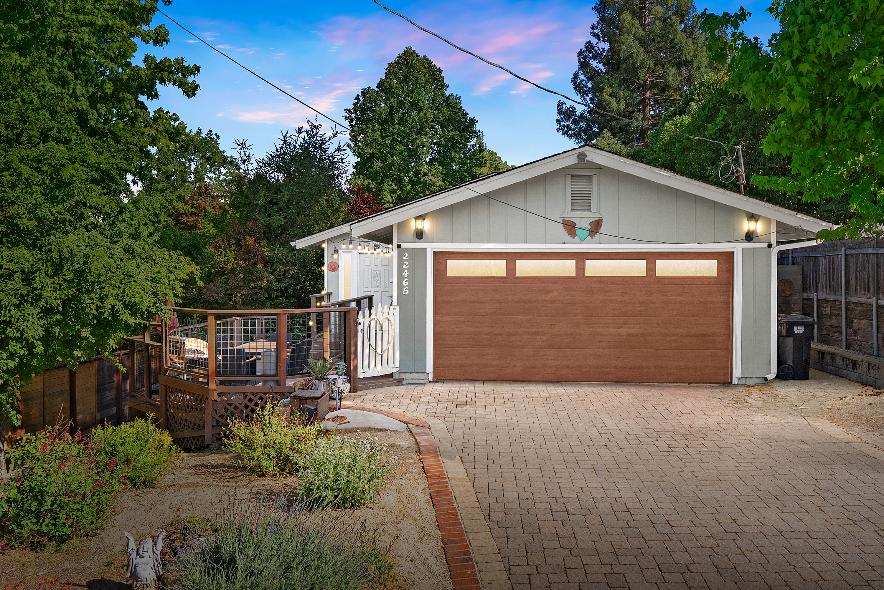 Feel the instant calm of home from the moment you arrive.