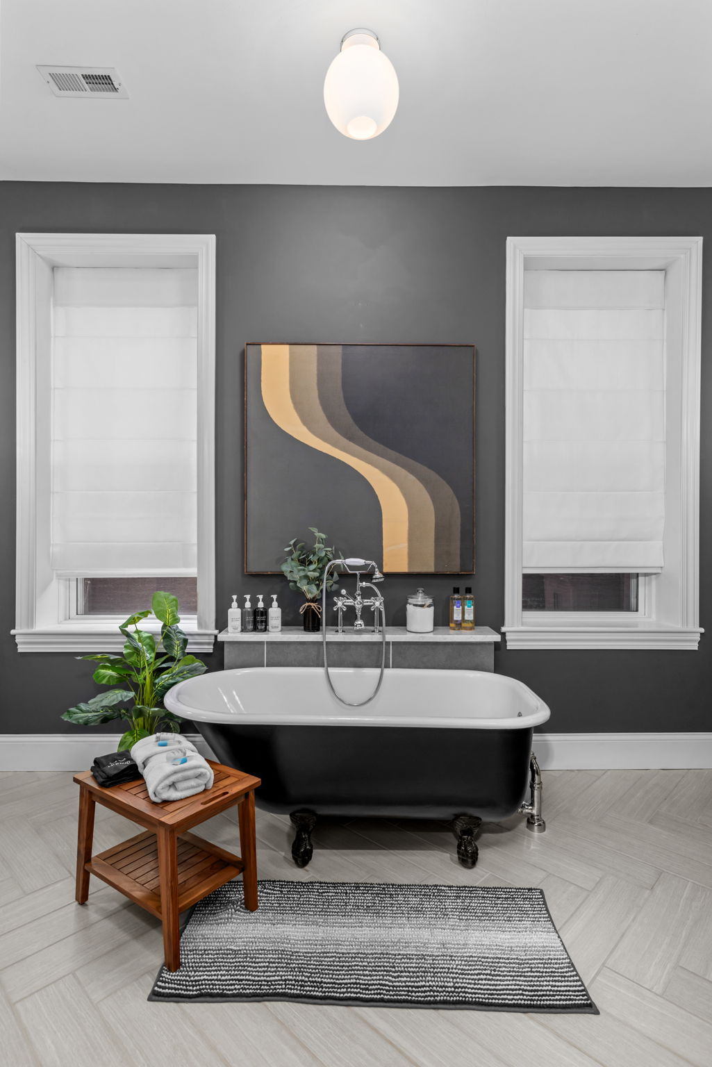 Soak your cares away in the large clawfoot tub!  Bath salts provided as well as relaxing spa body wash, shampoo, and conditioner.