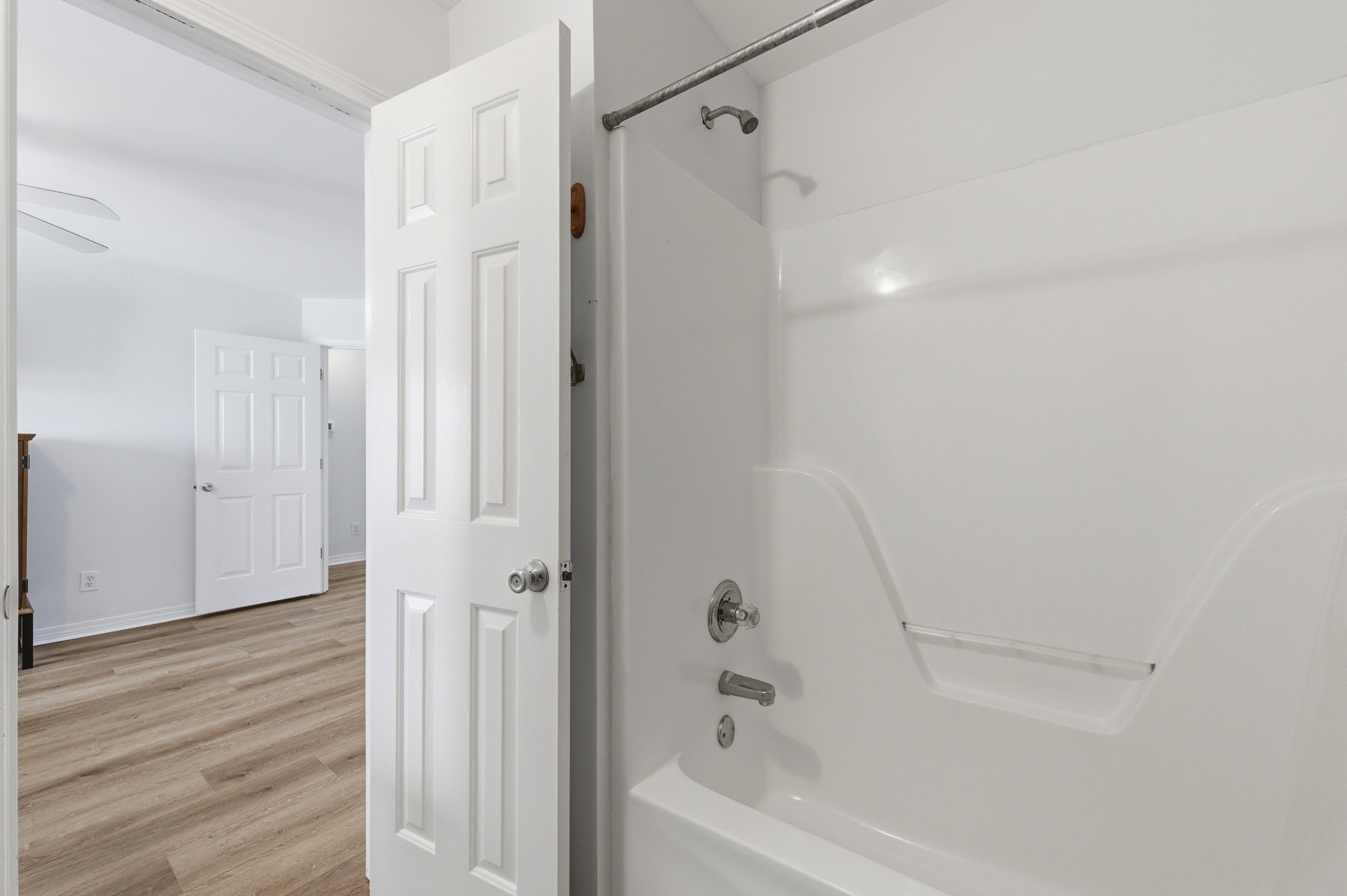 Guest Bath 2