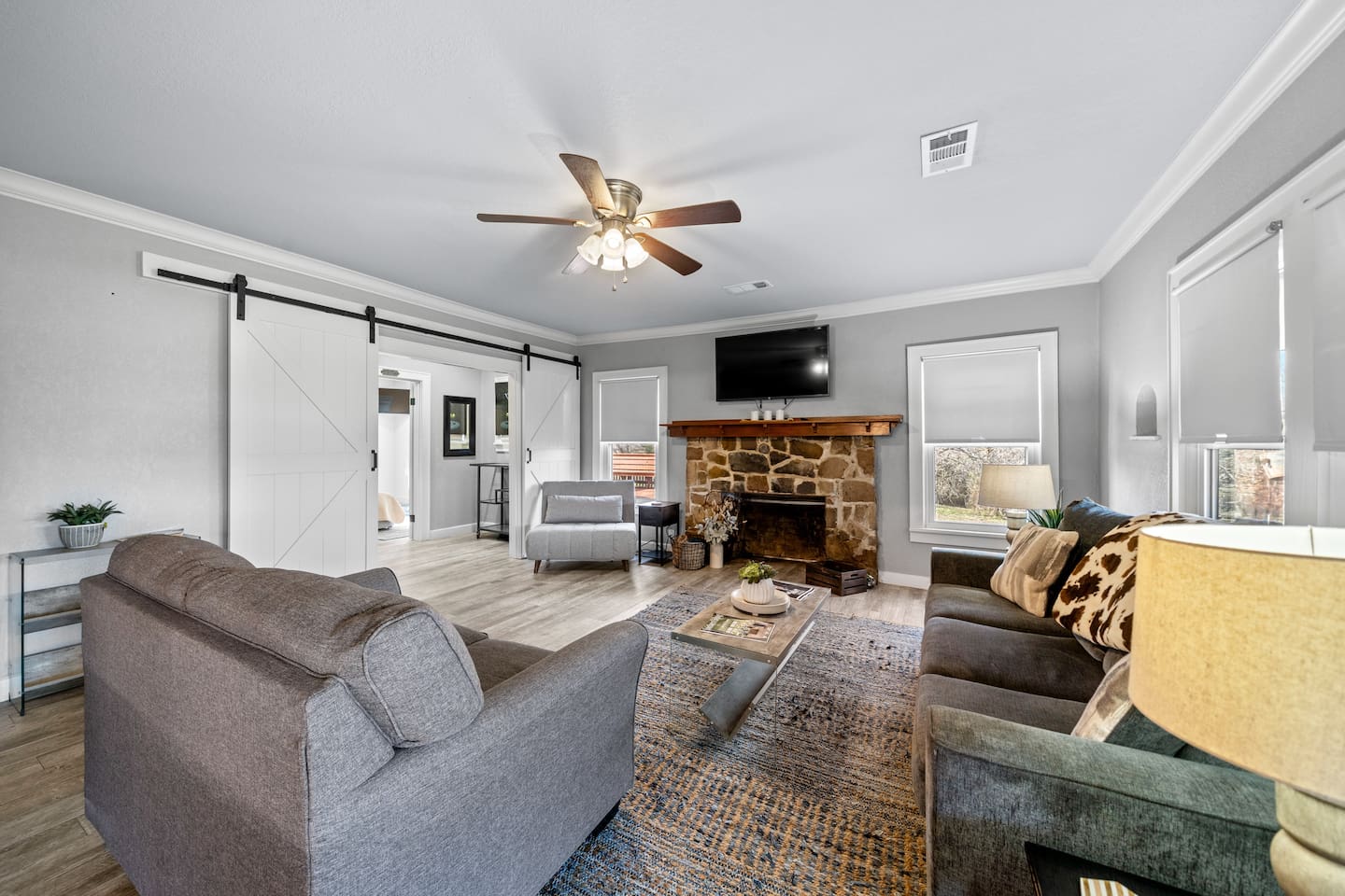 Living Room: Bright space with a warm fireplace, perfect for relaxation and gathering with friends!