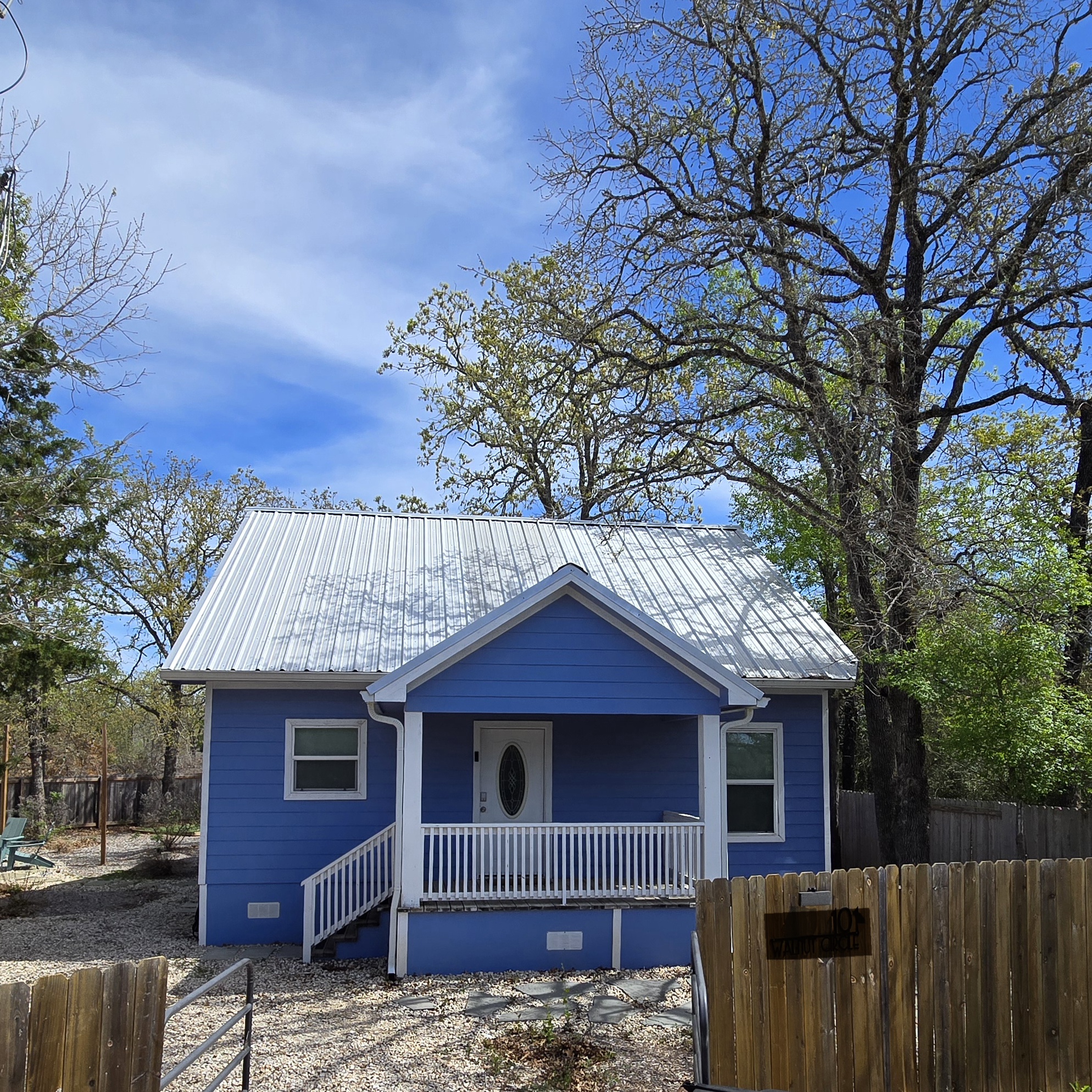 Welcome to Walnut Cottage!