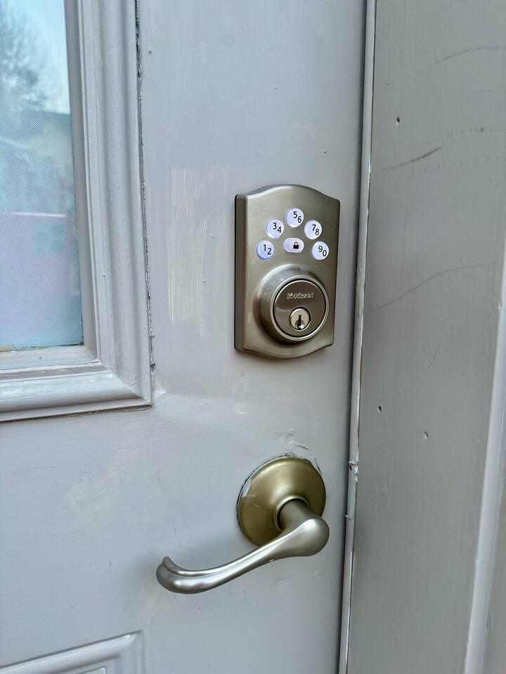 Touch pad key entry for arriving on your own time schedule. 
