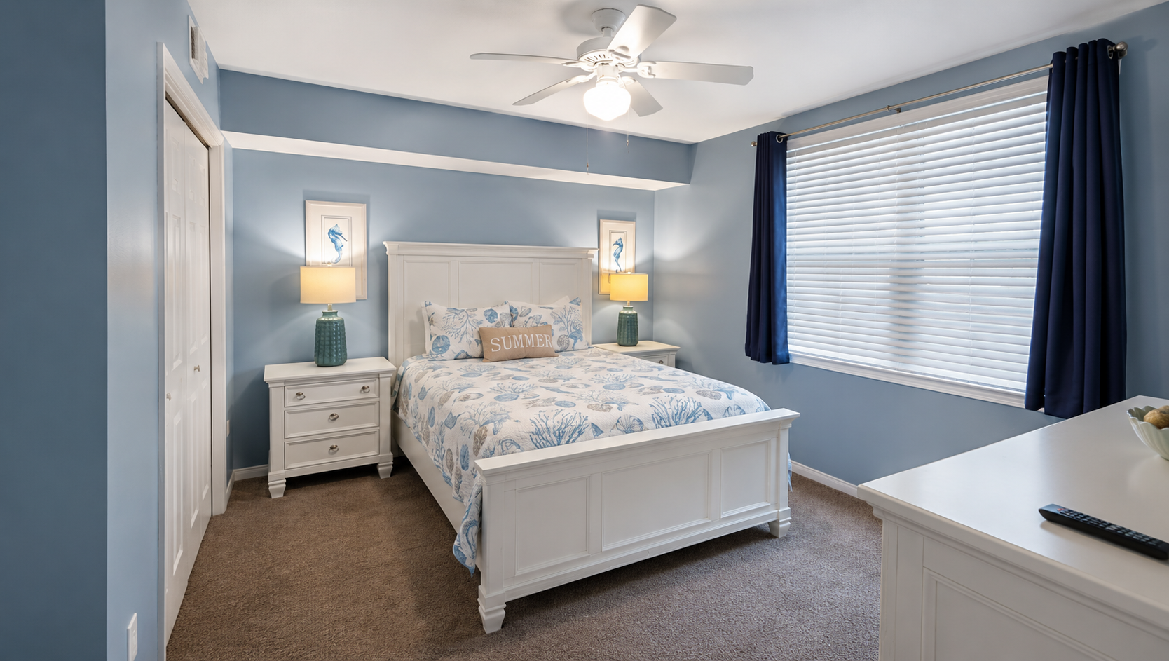 2nd Bedroom features Queen size bed