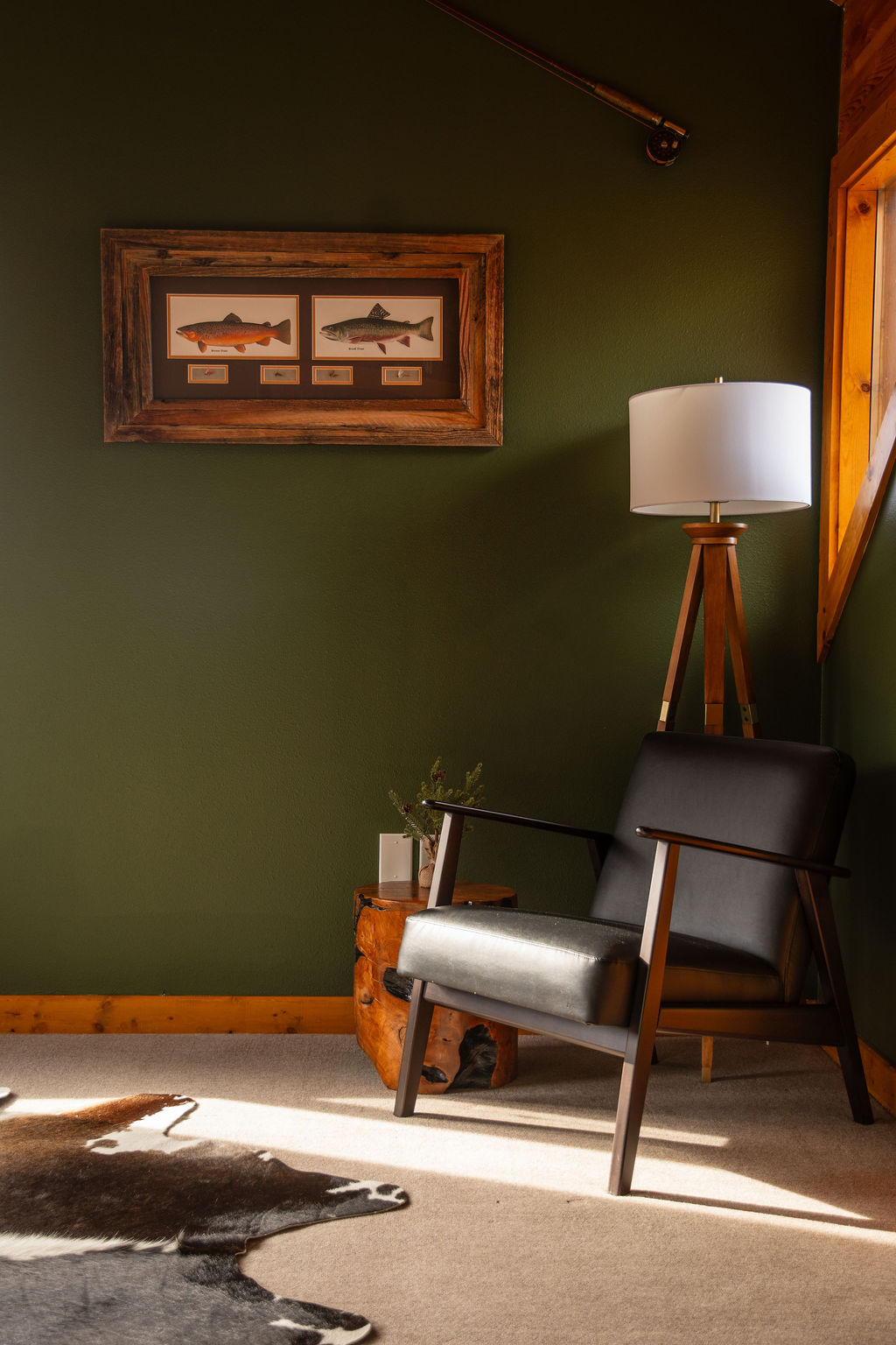 Loft- Enjoy a book or a coffee while watching the world go by.