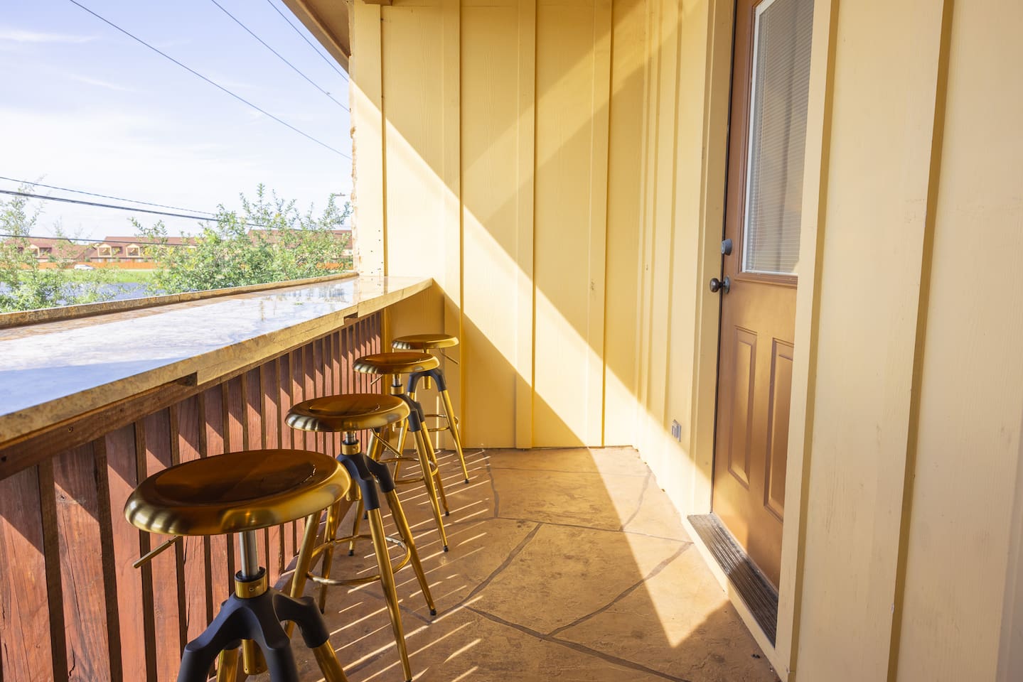 2nd story balcony looking at the fishing pond