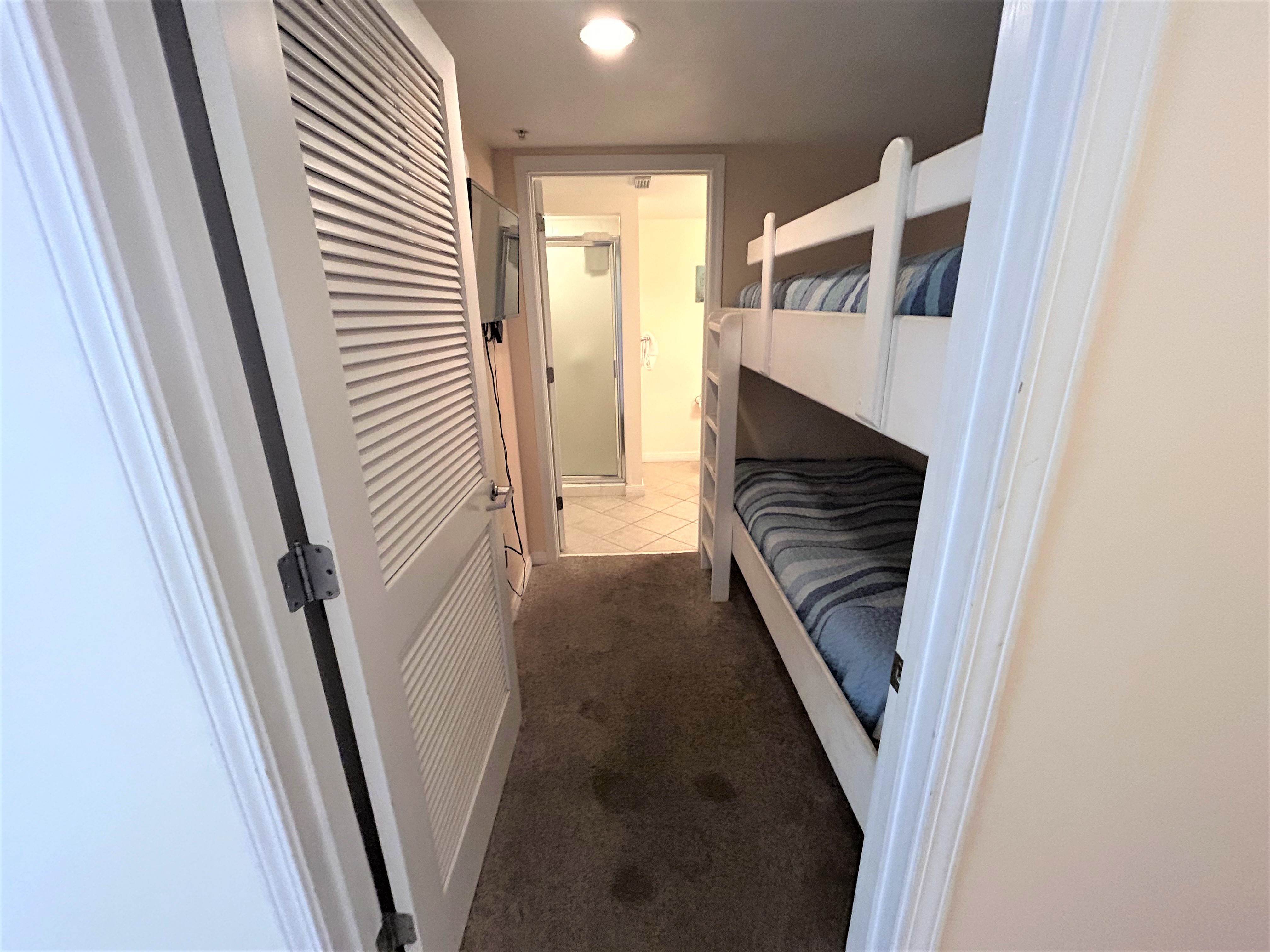 Private Bunk Room and Bath