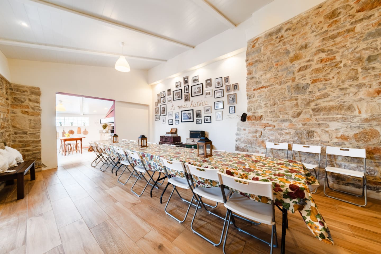 Lots of Room To Dine With Family and Friends