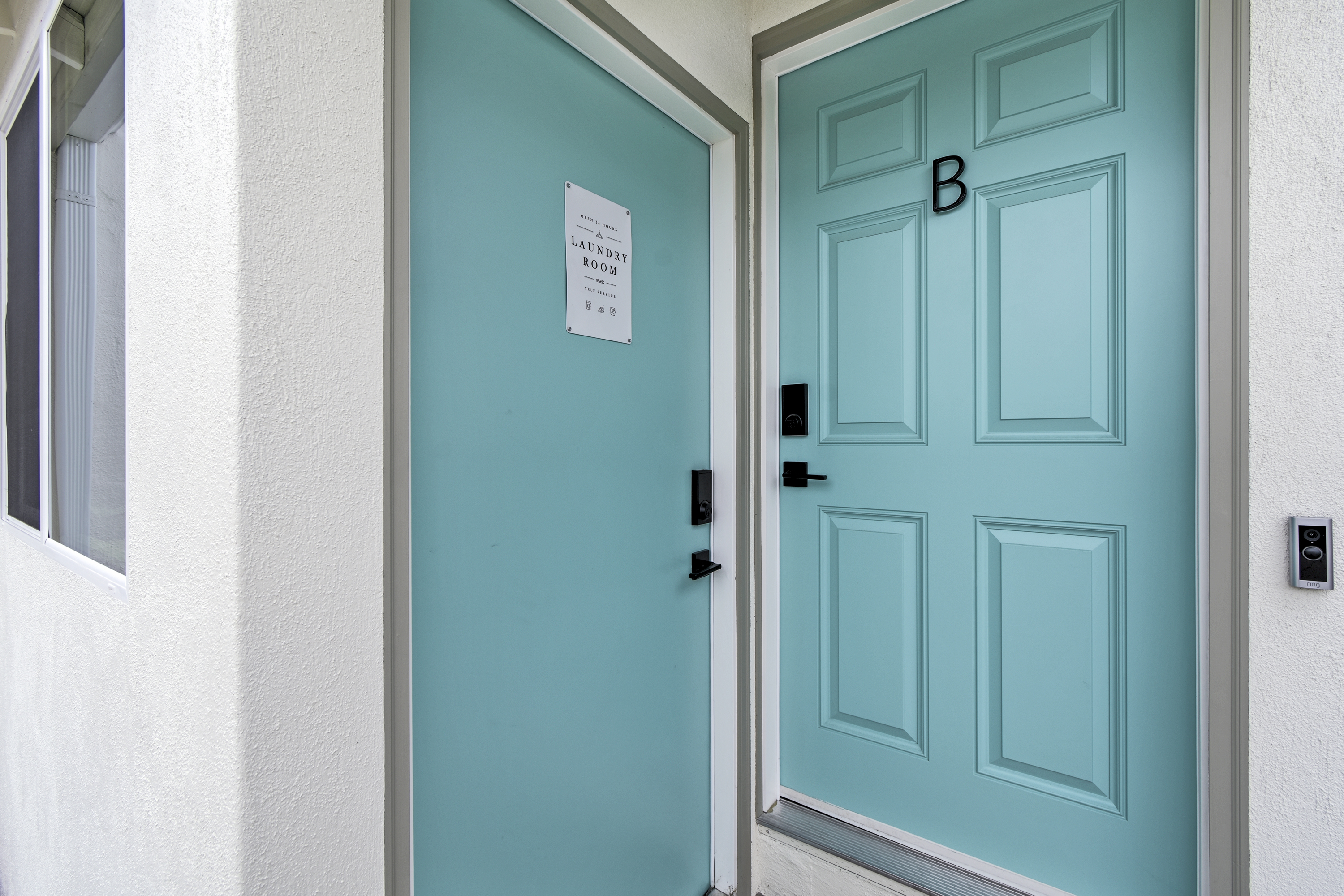 03-1362-shortridge-unit-b-jadu-private-entrance-with-keyless-lock