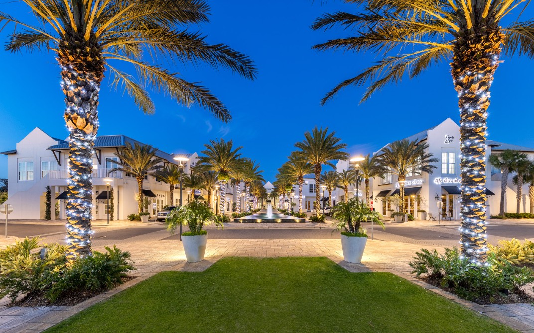 30A Avenue Shop's & Eateries