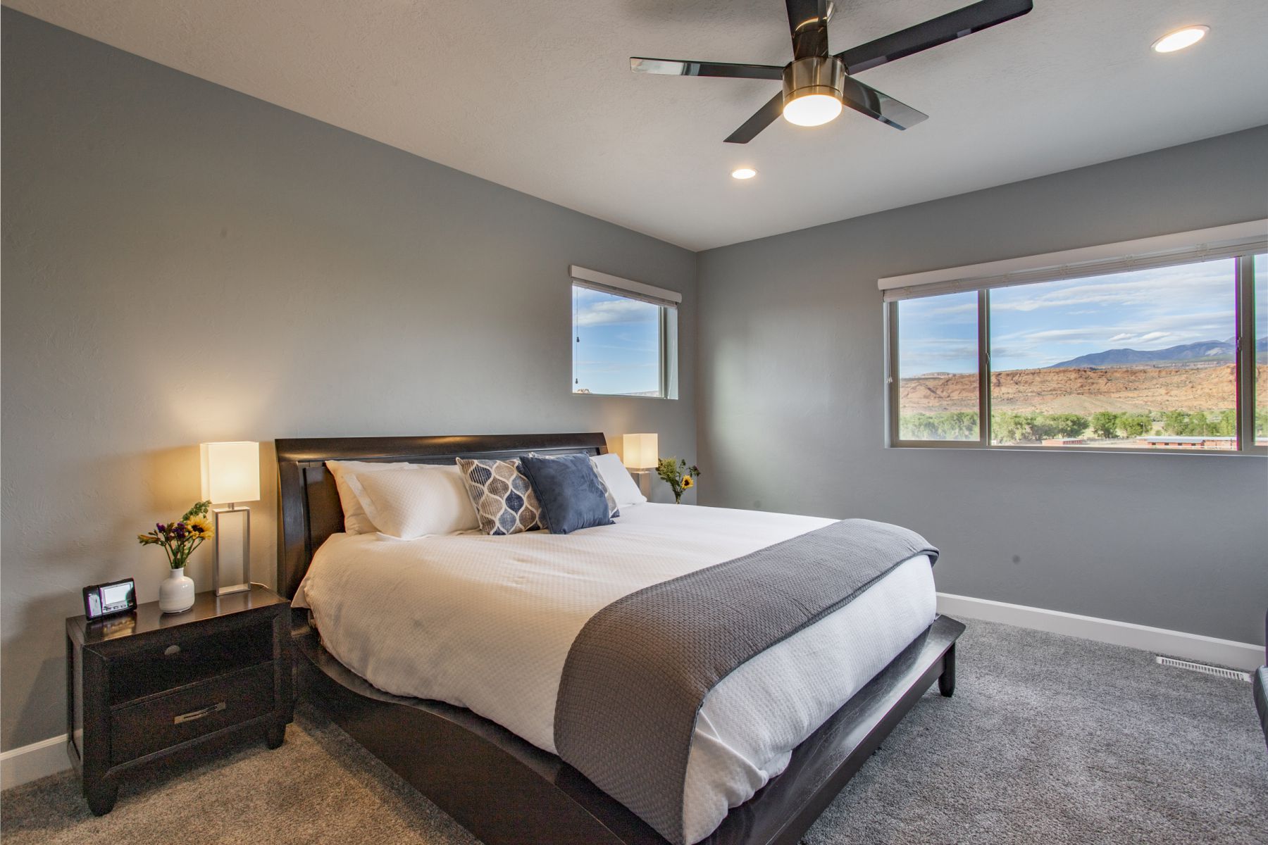 Guest Suite 5 - King Bed