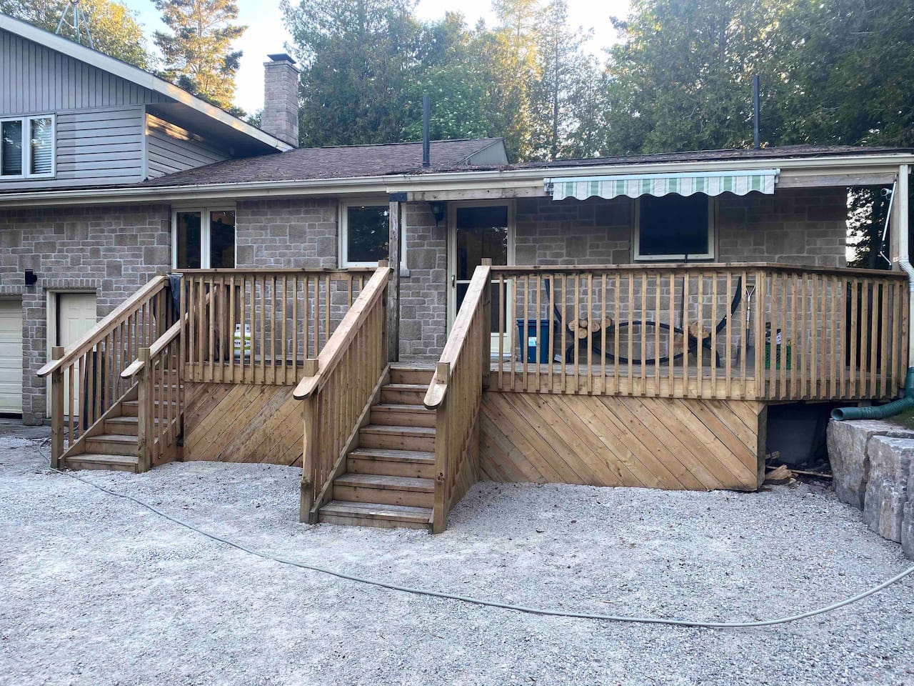 Roadside Deck