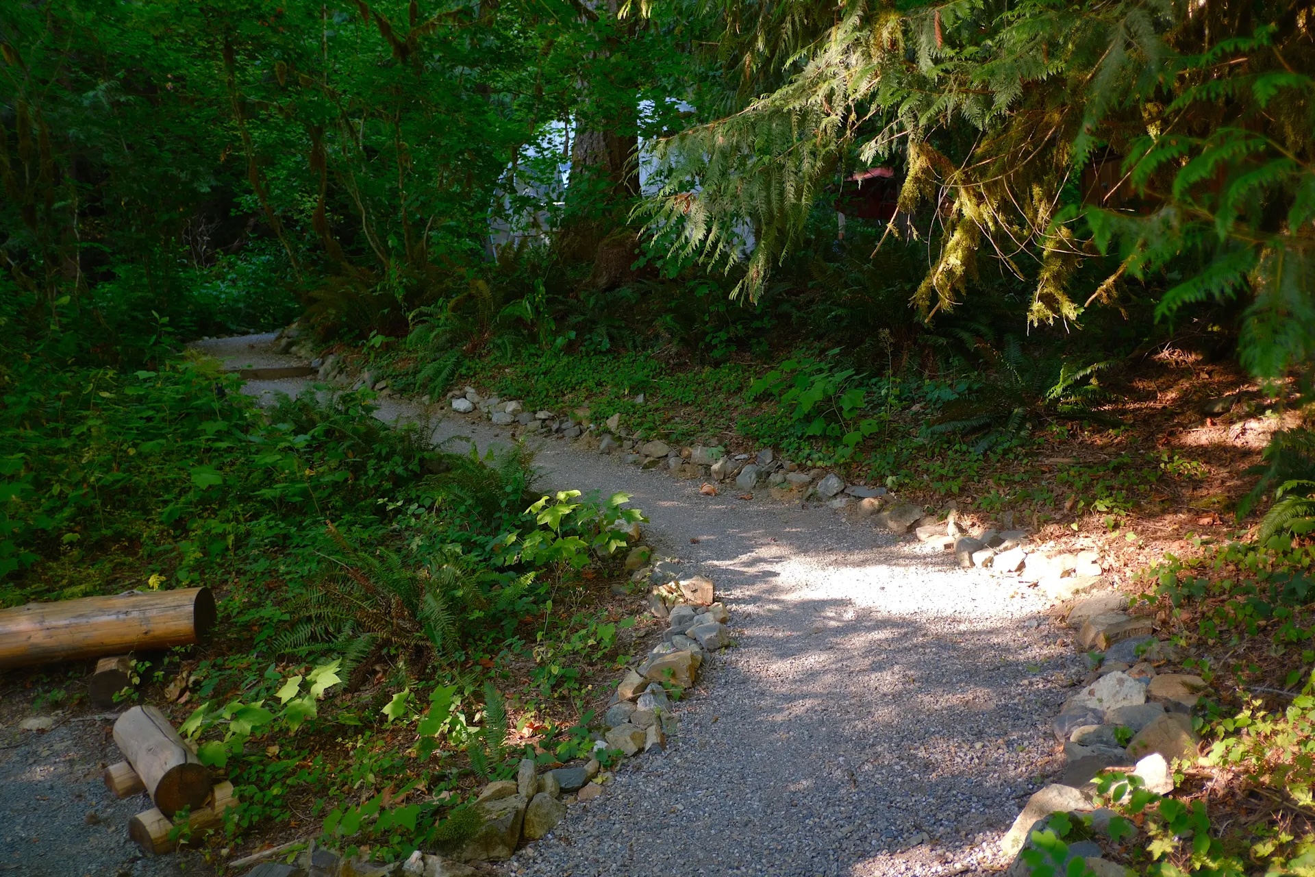 Park right in front and walk up the charming path to your dome away from home!