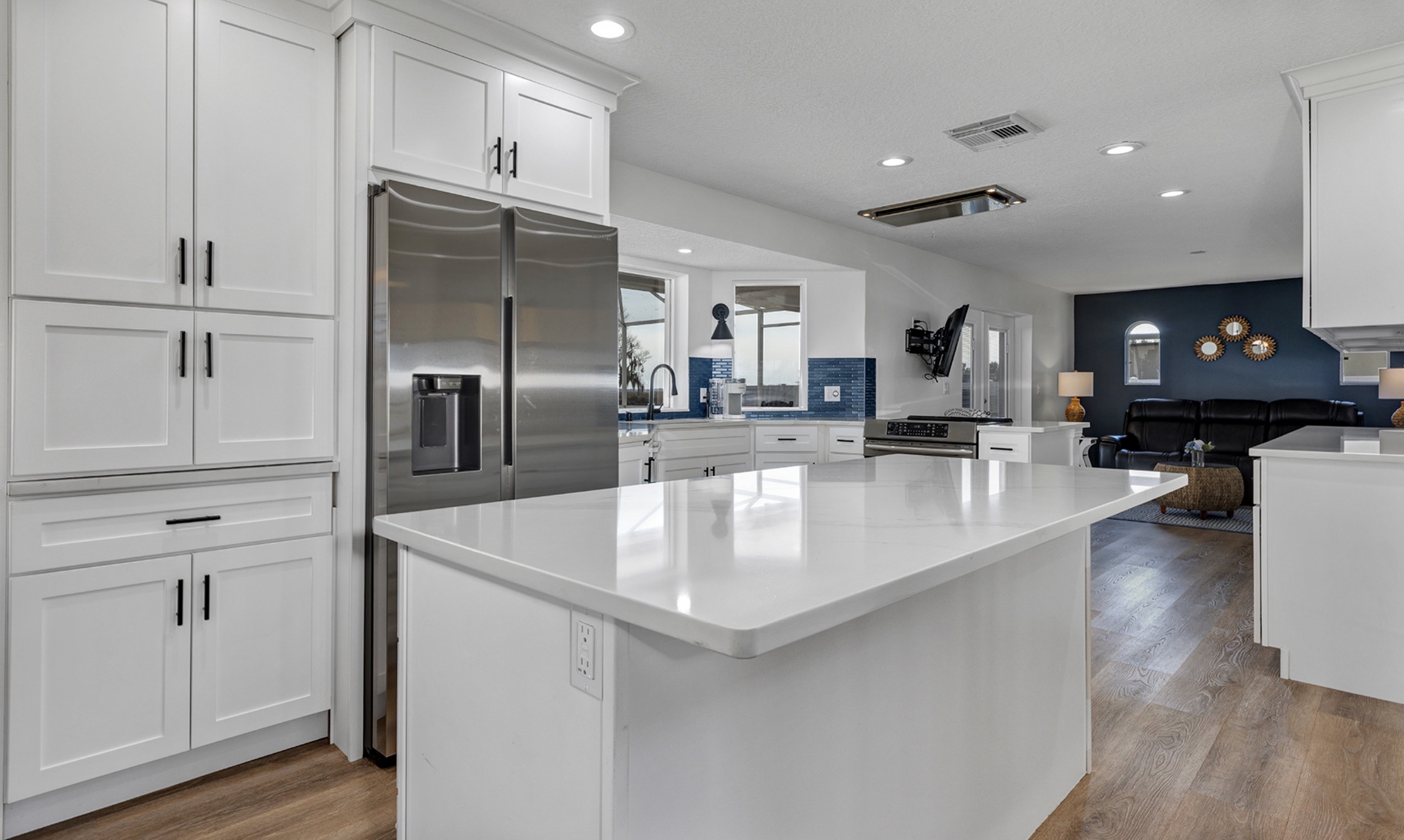 Fully stocked kitchen
