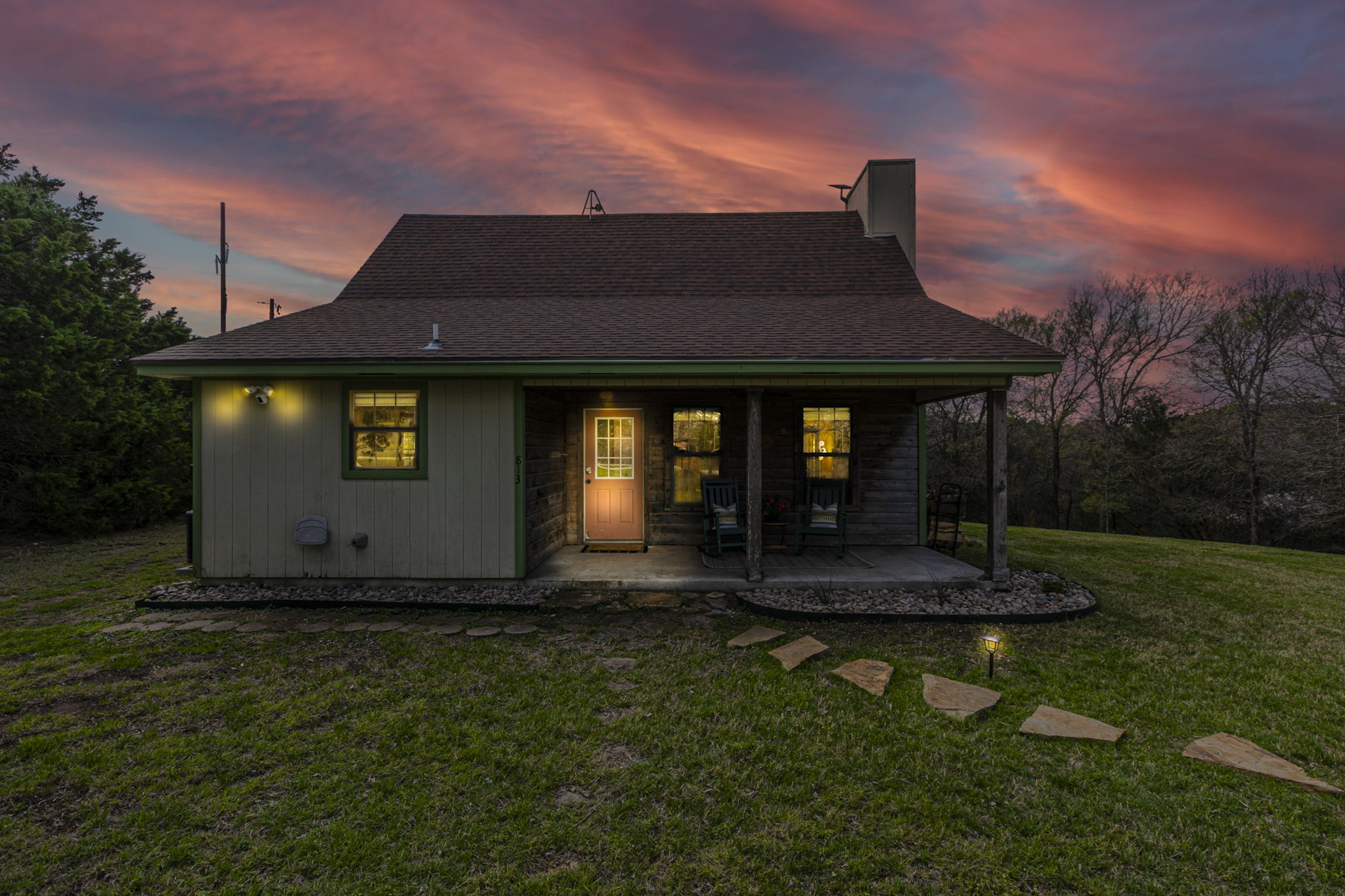 Starry Night Cottage ready for you to enjoy!