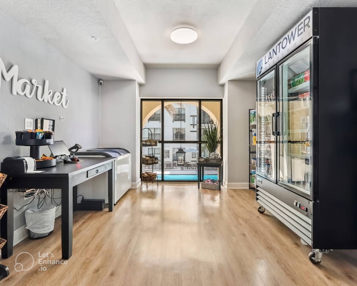 Our community has an on-site store! Want a late night treat, or perhaps some bottled water? No problem.
