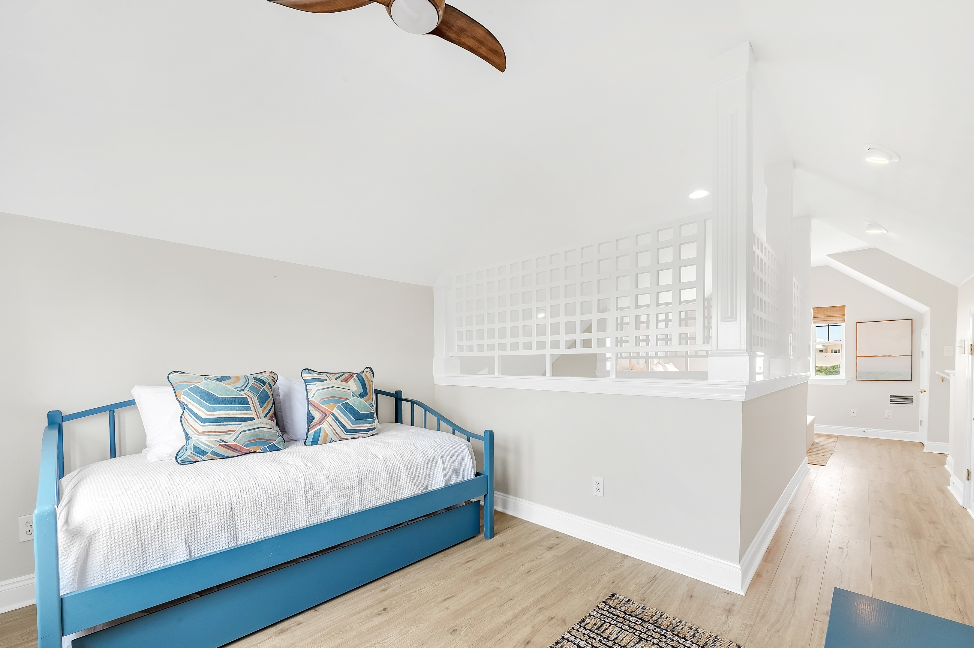 Crows Nest Bedroom 5 (Twin Trundle))