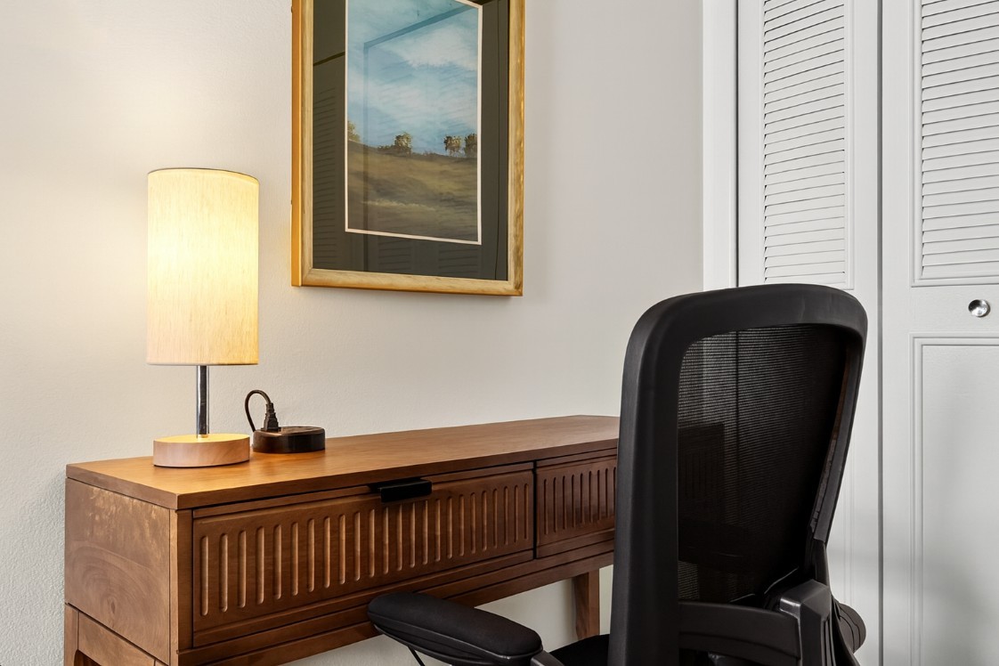 Dedicated Workspace with charging station